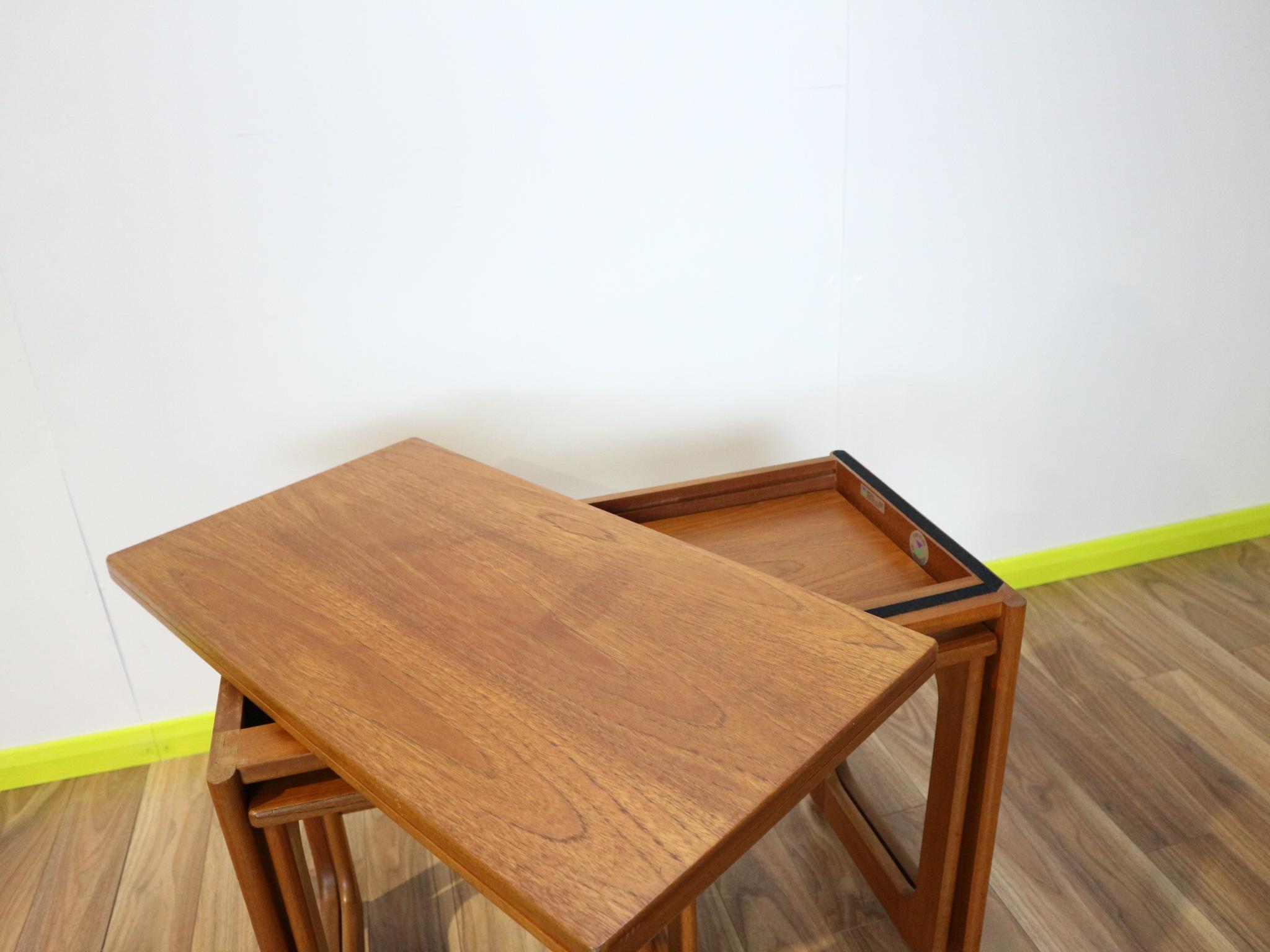 Mid-Century Modern Tri Form AH Mcintosh Teak Nesting Tables Side Table 3