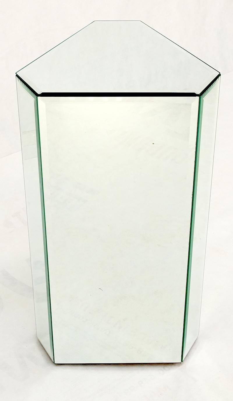 Miroirs biseautés triangulaires modernes du milieu du siècle dernier Table de chevet Console Bon état - En vente à Rockaway, NJ