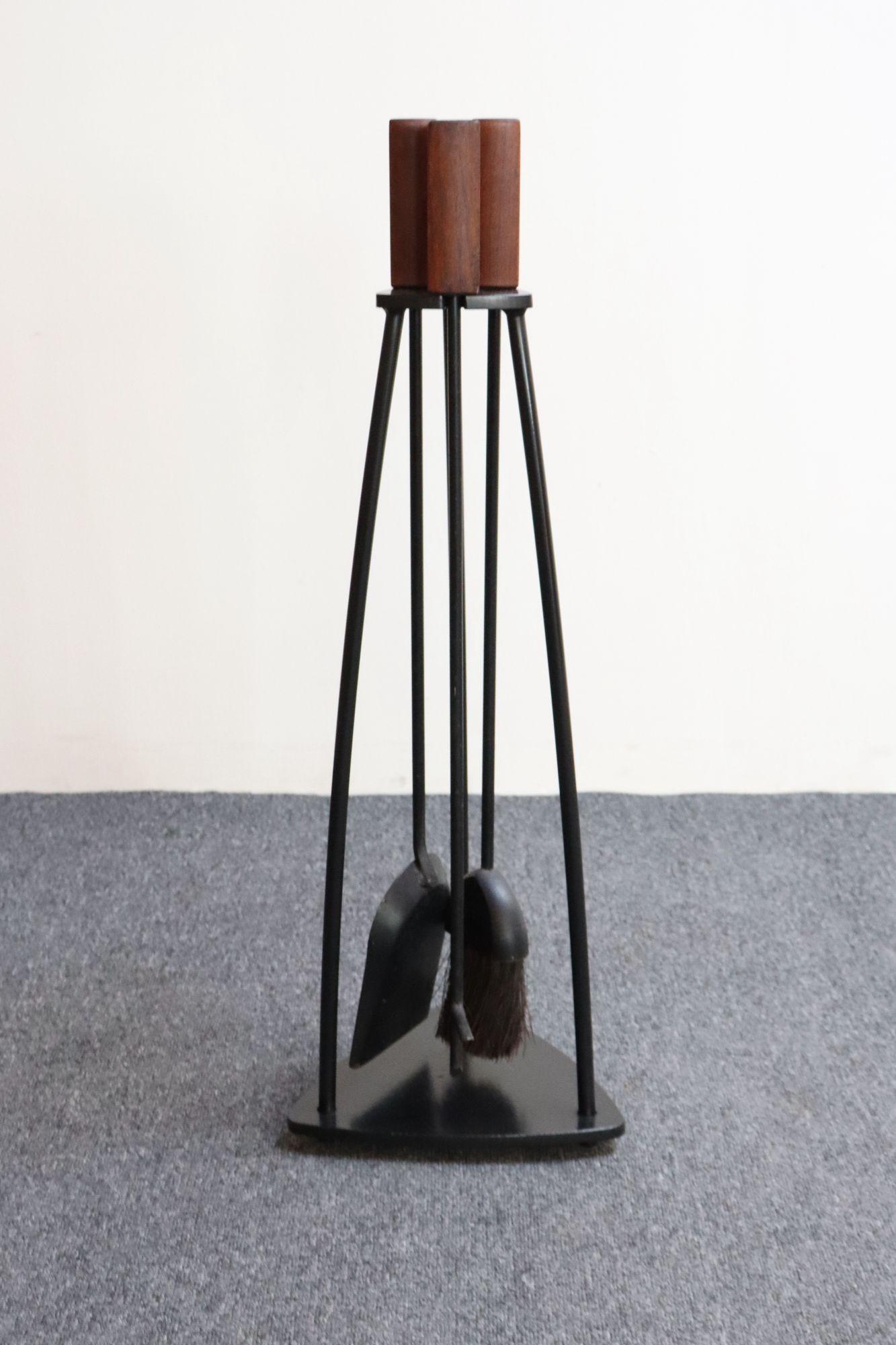 American Mid-Century Modern Triangular Guitar Pick Form Fire Tool Set in Walnut and Iron For Sale