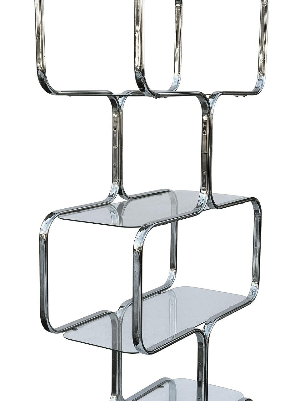 Mid-Century moderno Etagere o pensile italiano Tricom di metà secolo dopo Milo Baughman in vendita