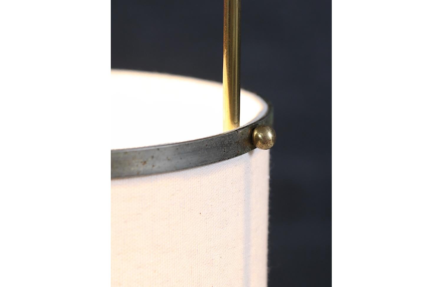 Mid-Century Modern Trident Column Style Brass Table Lamp For Sale 2