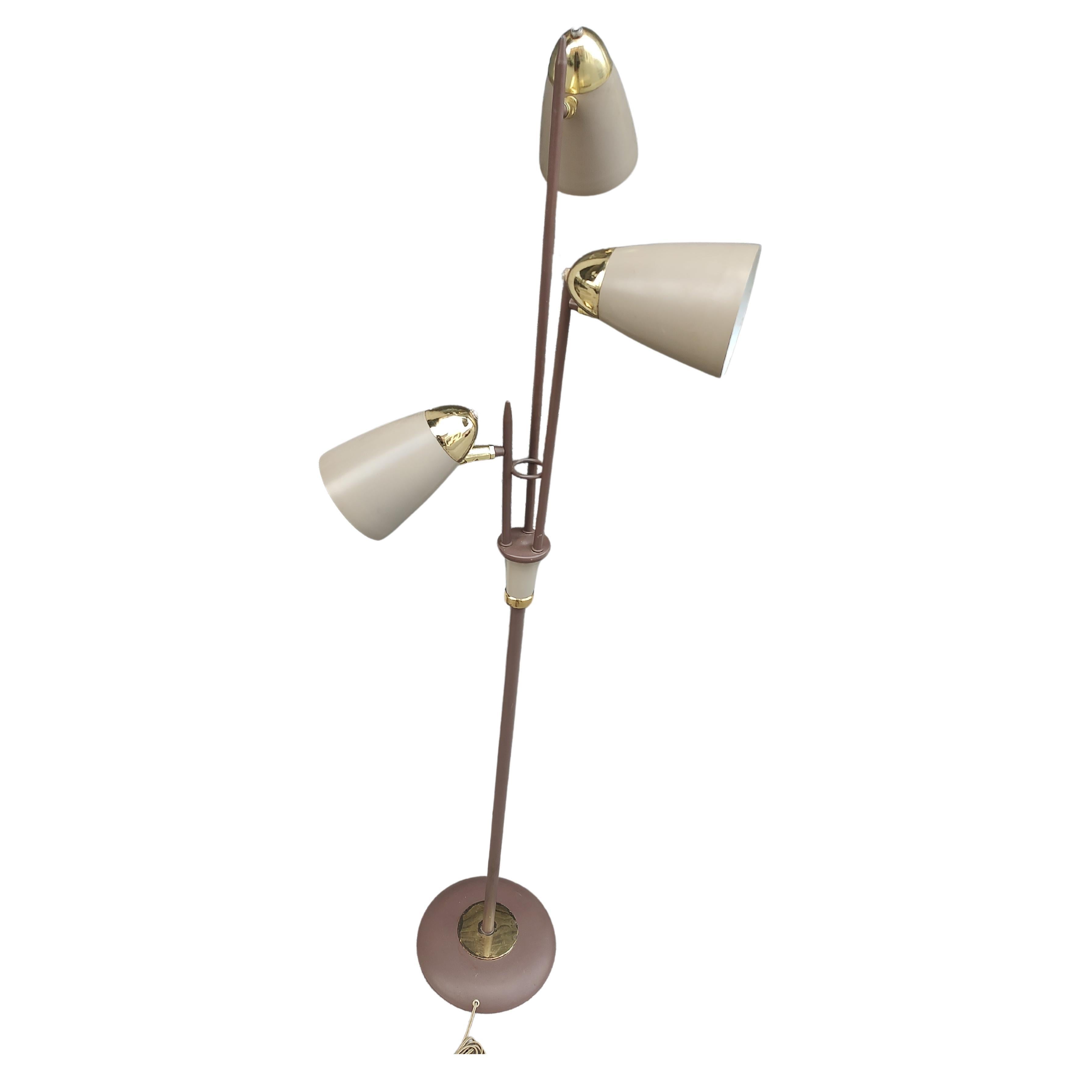 Moderne Triennial-Stehlampe aus der Mitte des Jahrhunderts von Gerald Thurston für Lightolier, C1965 (Moderne der Mitte des Jahrhunderts) im Angebot