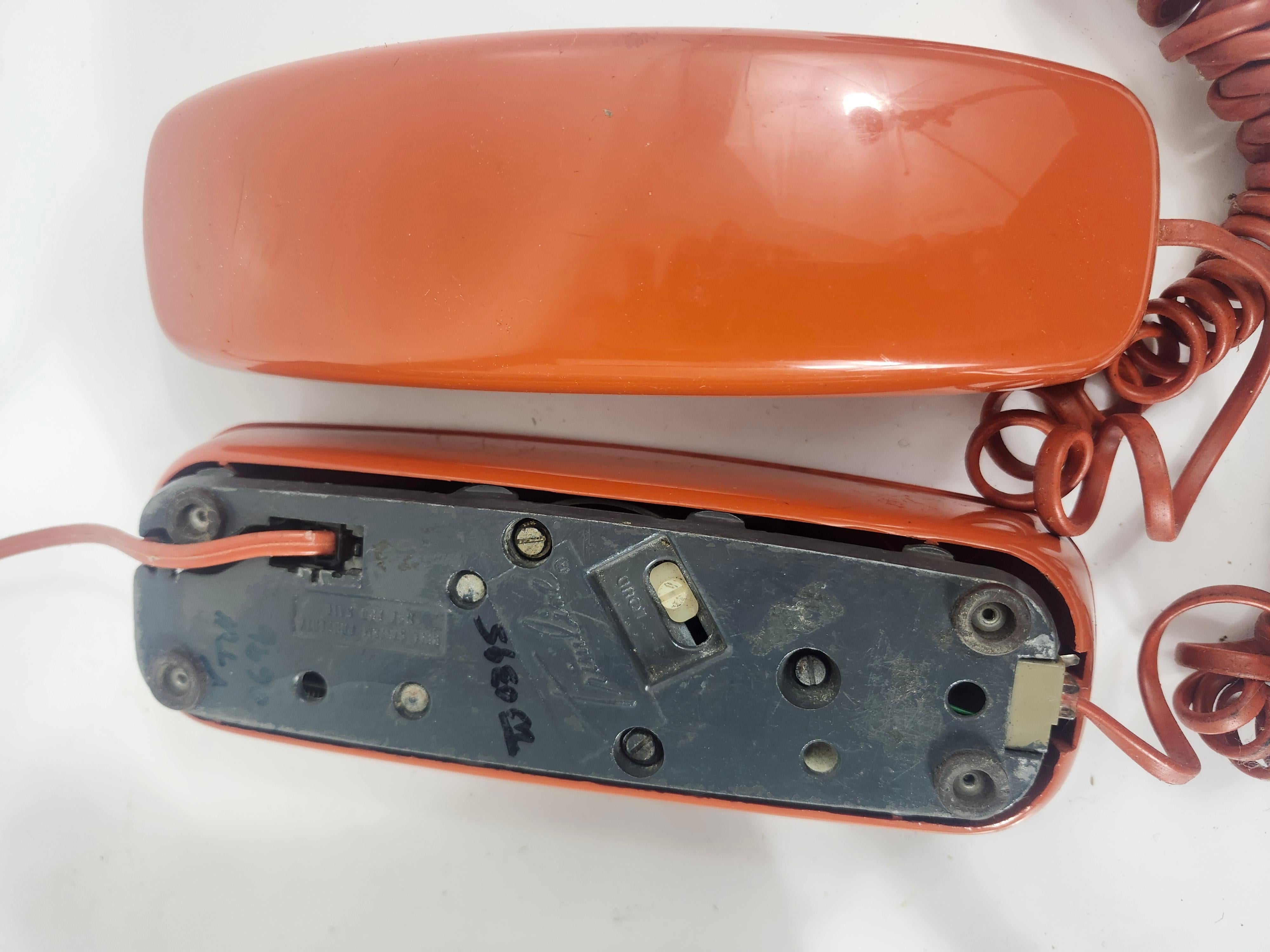Moderne Trimline Push Button Rotary-Telephones aus der Mitte des Jahrhunderts, 3 Modelle verfügbar im Angebot 3