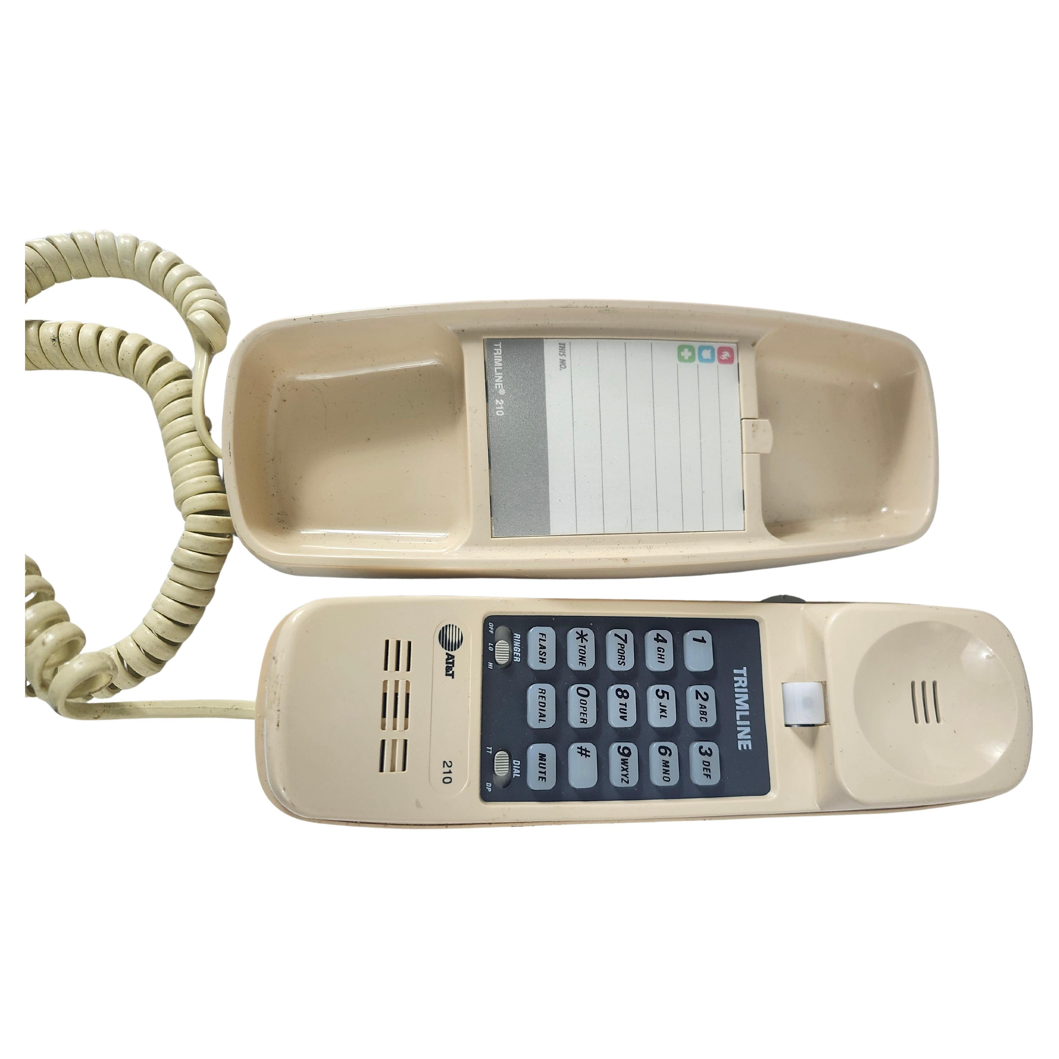 Moderne Trimline Push Button Rotary-Telephones aus der Mitte des Jahrhunderts, 3 Modelle verfügbar (amerikanisch) im Angebot