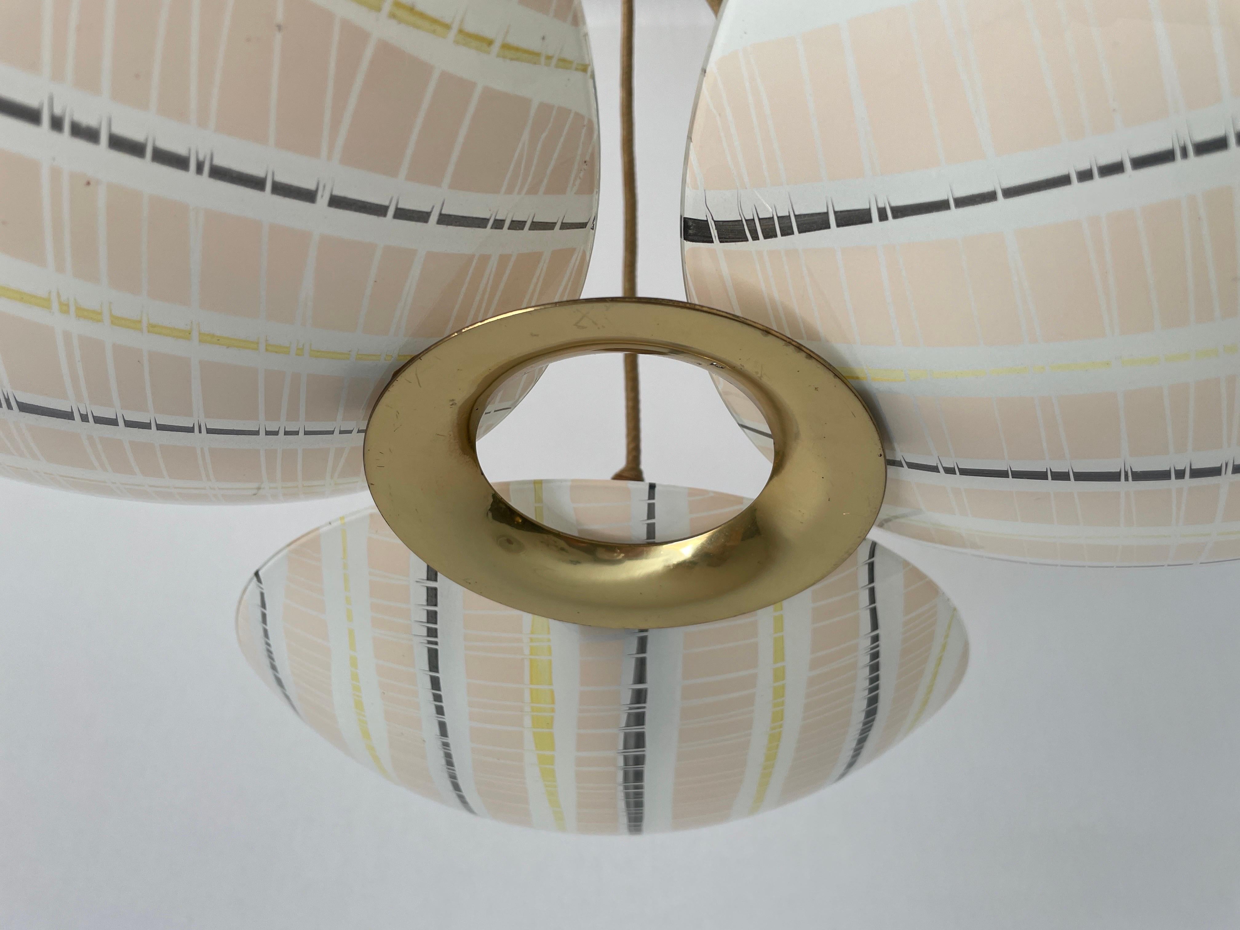 Lampada da soffitto in vetro a tripla ciotola colorata, Modern Color, 1950, Germania in vendita 1