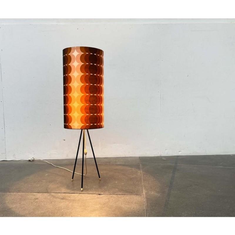 Lampadaire tripode moderne du milieu du siècle, années 1960 en vente 2