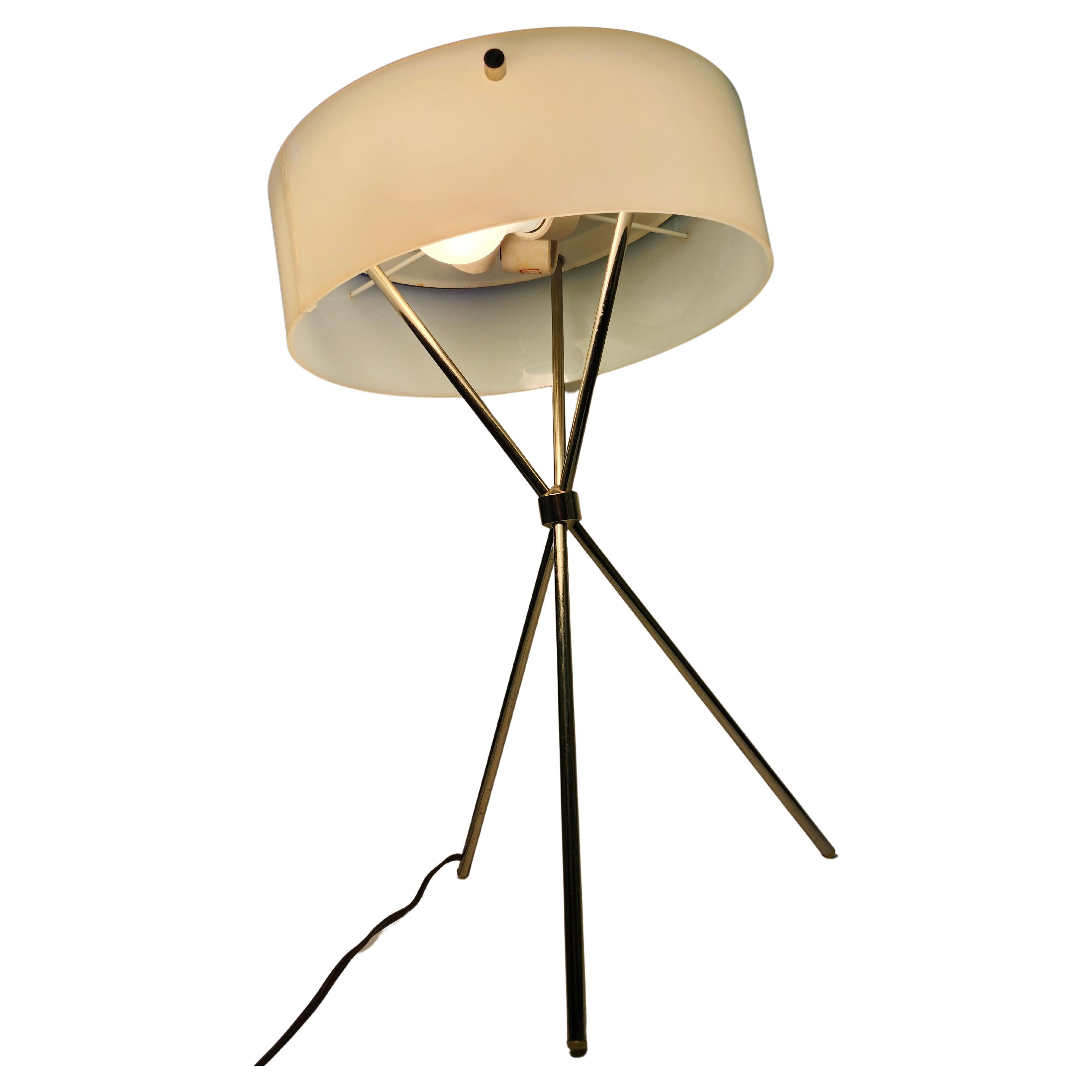 Mid Century Modern Tripod Plexi Table Lamp by T H Robsjohn Gibbings For Sale 2