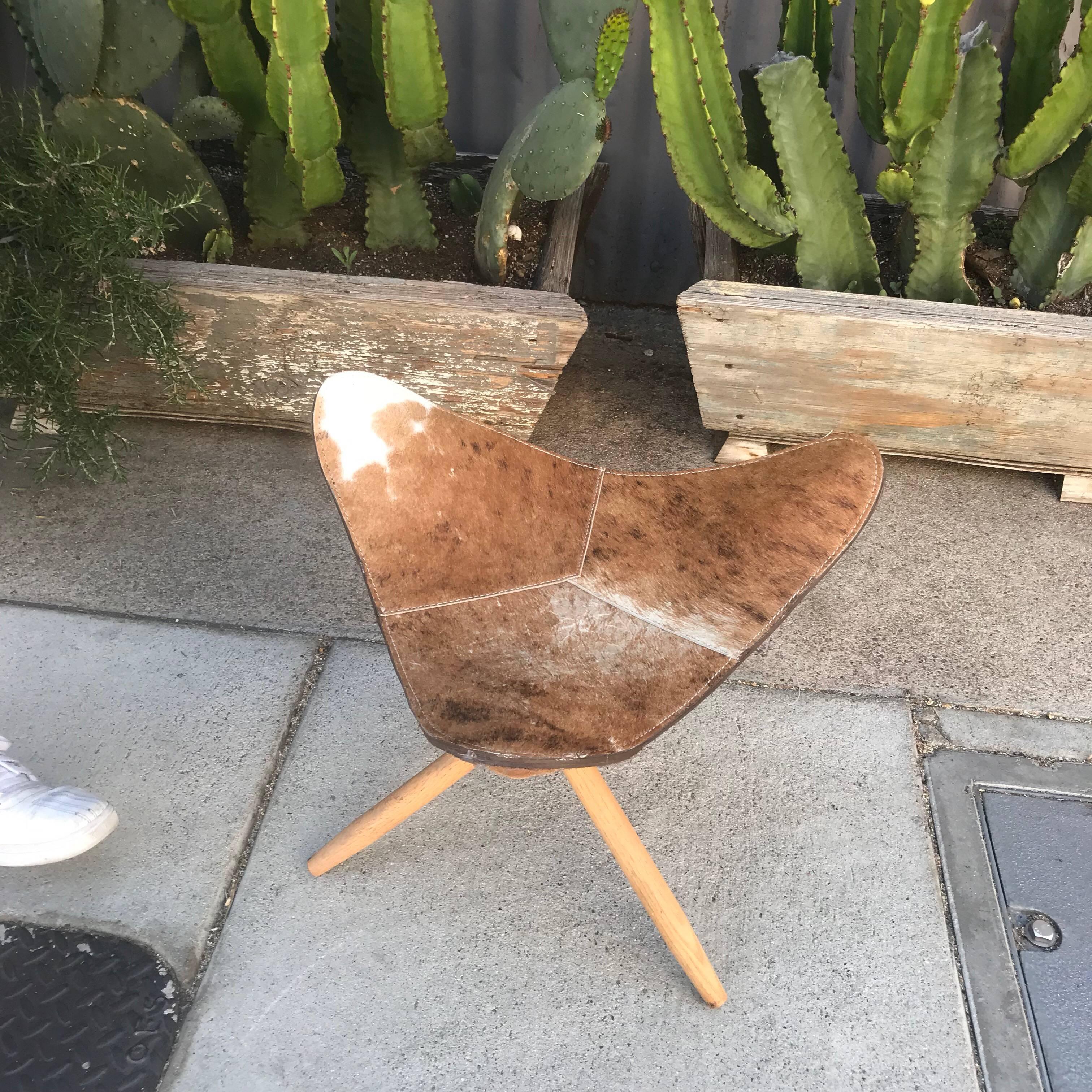 Mid-Century Modern Tripod Stool with Cowhide 3