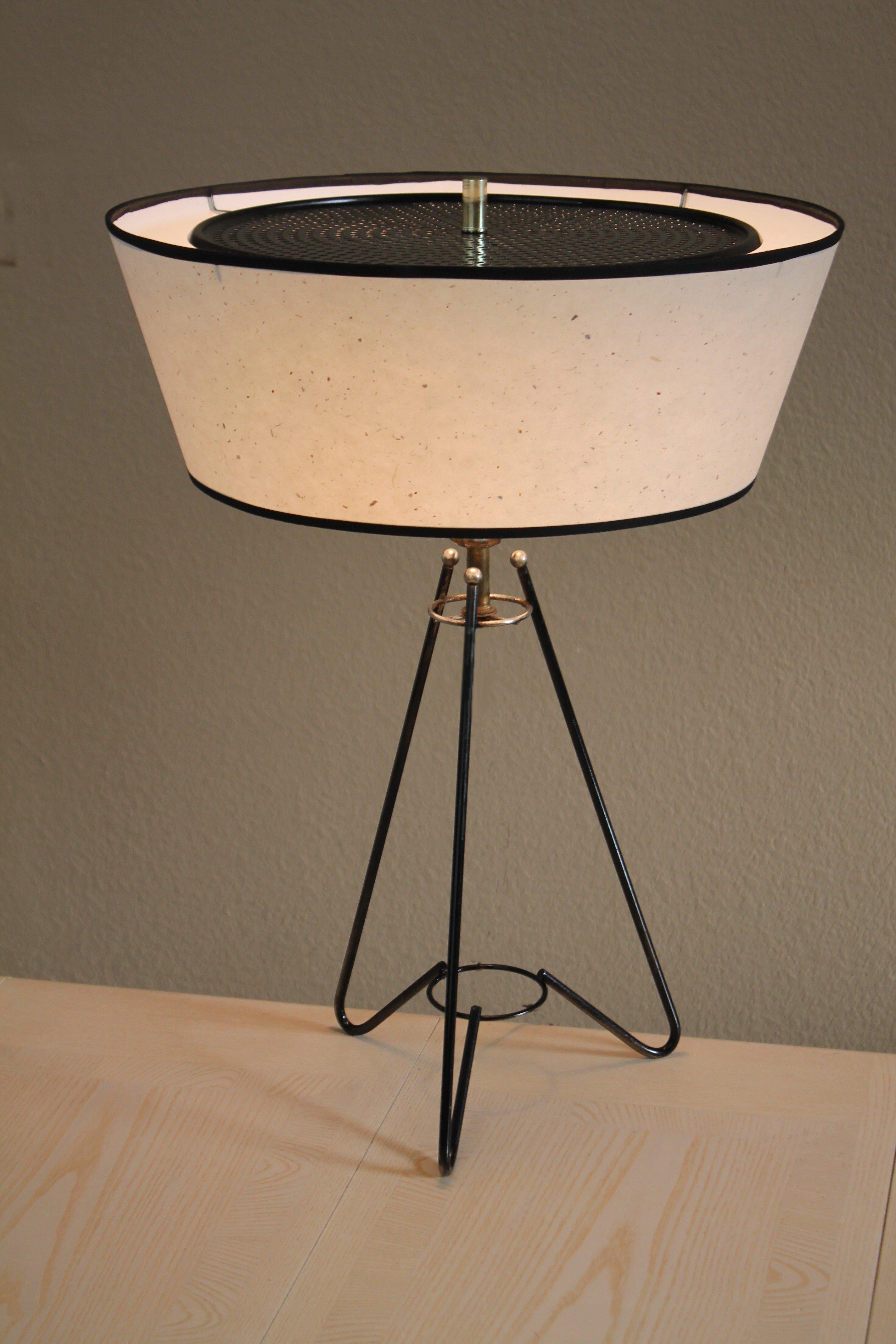 Mid Century Modern Tripod Table Lamp! Atomic Heifetz Era 1950s Inverted Shade For Sale 1