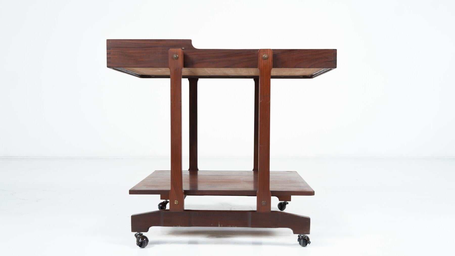 Chariot moderne du milieu du siècle, Italie, années 1970 en vente 2