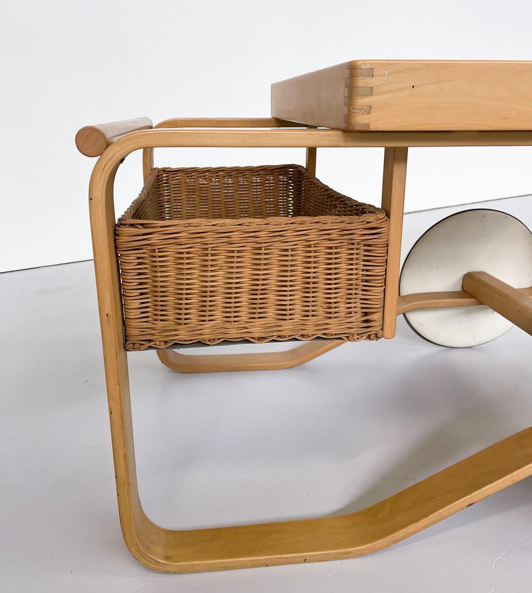 Mid-Century Modern Trolley Model 900 by Alvar Aalto for Artek, 1950s 1