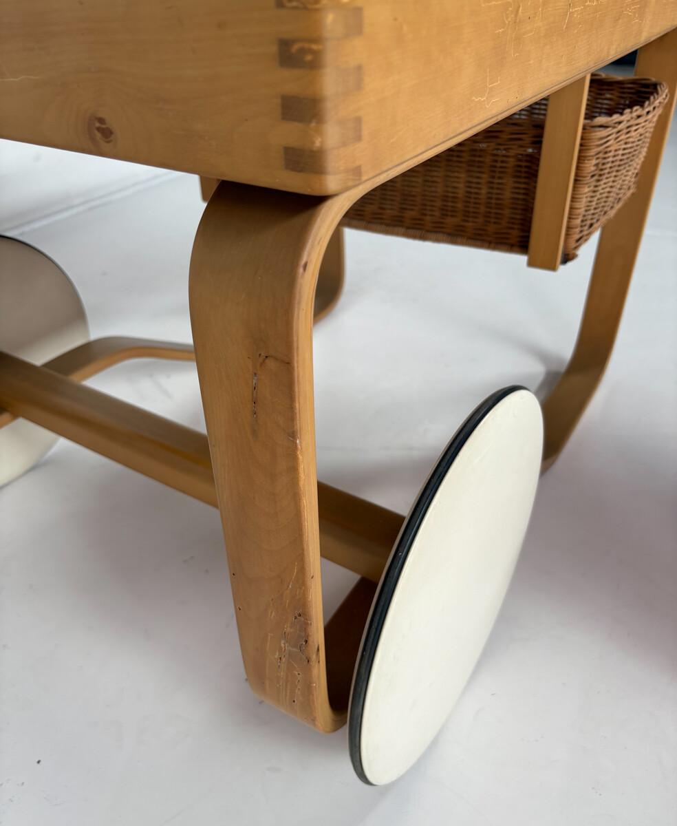 Chariot moderne du milieu du siècle Model No 900 par Alvar Aalto+Aalto pour Artek, années 1950 Bon état - En vente à Brussels, BE