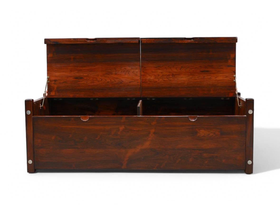 Mid-Century Modern Trunk Model “Sabara” in Hardwood by Sergio Rodrigues, 1965 In Good Condition For Sale In New York, NY