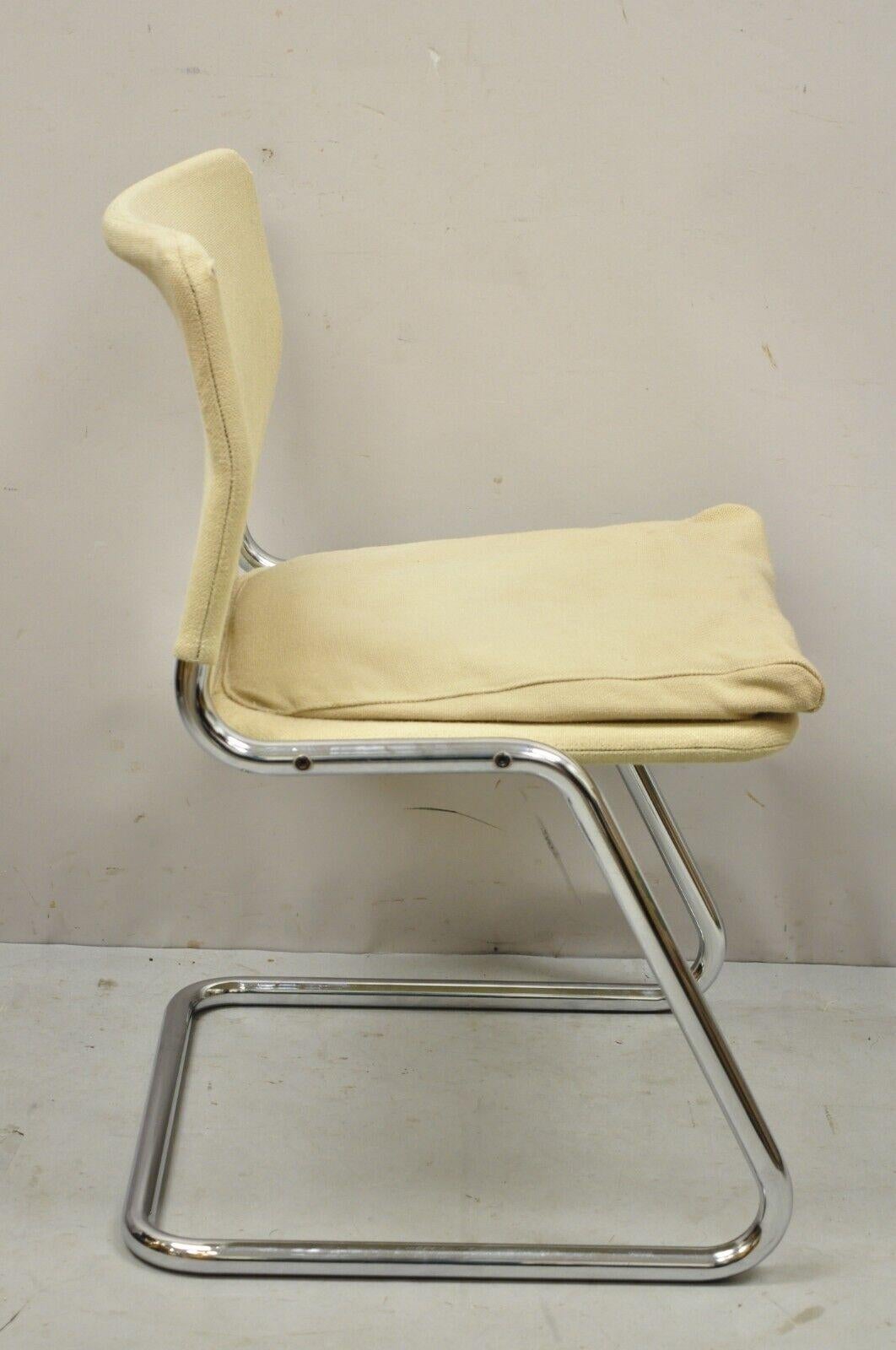 Mid-Century Modern Tubular Chrome Cantilever Side Chair with Burlap Seat In Good Condition For Sale In Philadelphia, PA