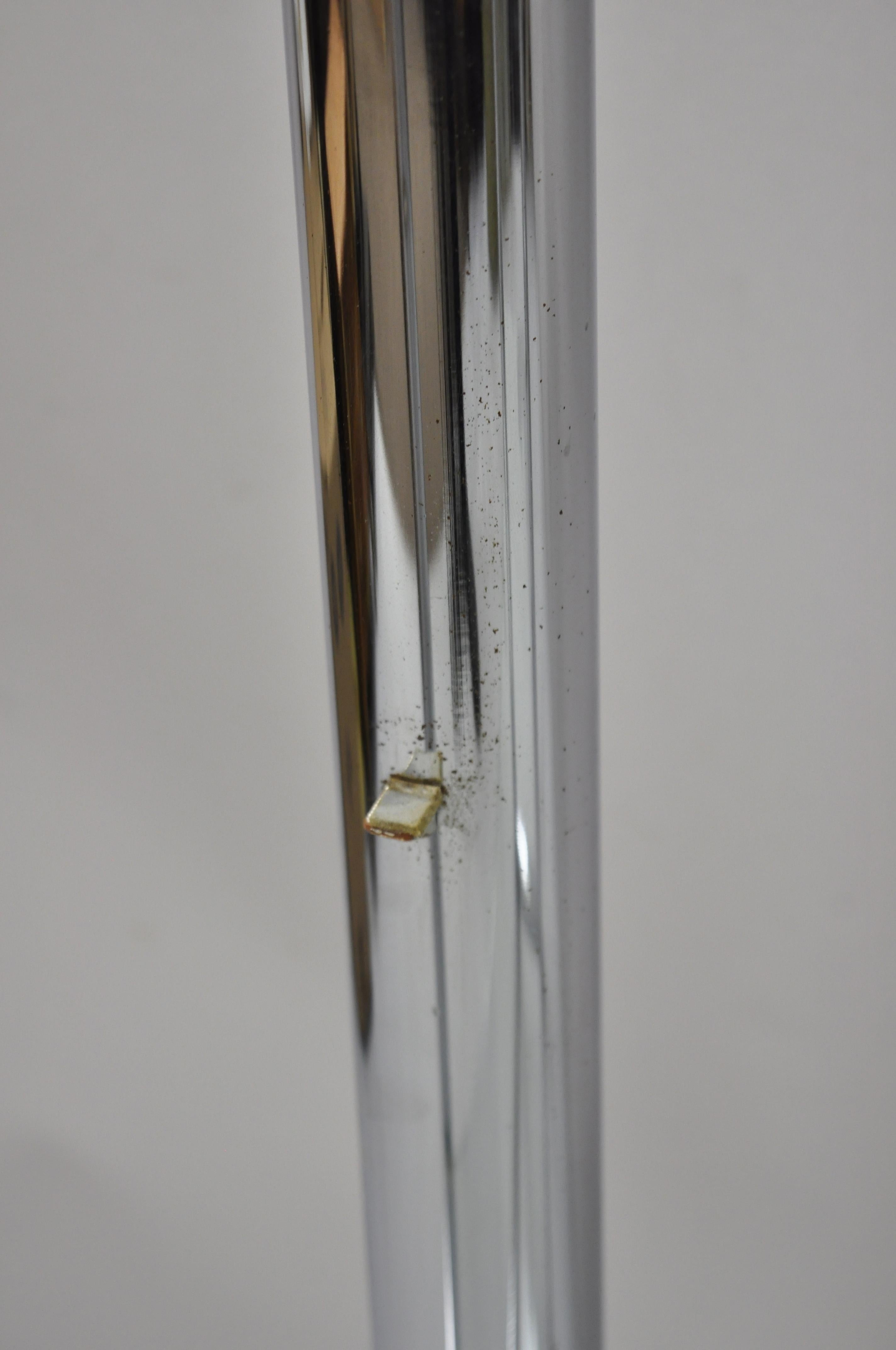 Mid-Century Modern Tubular Chrome Étagère Bookcase Glass Shelf Baughman Style 2