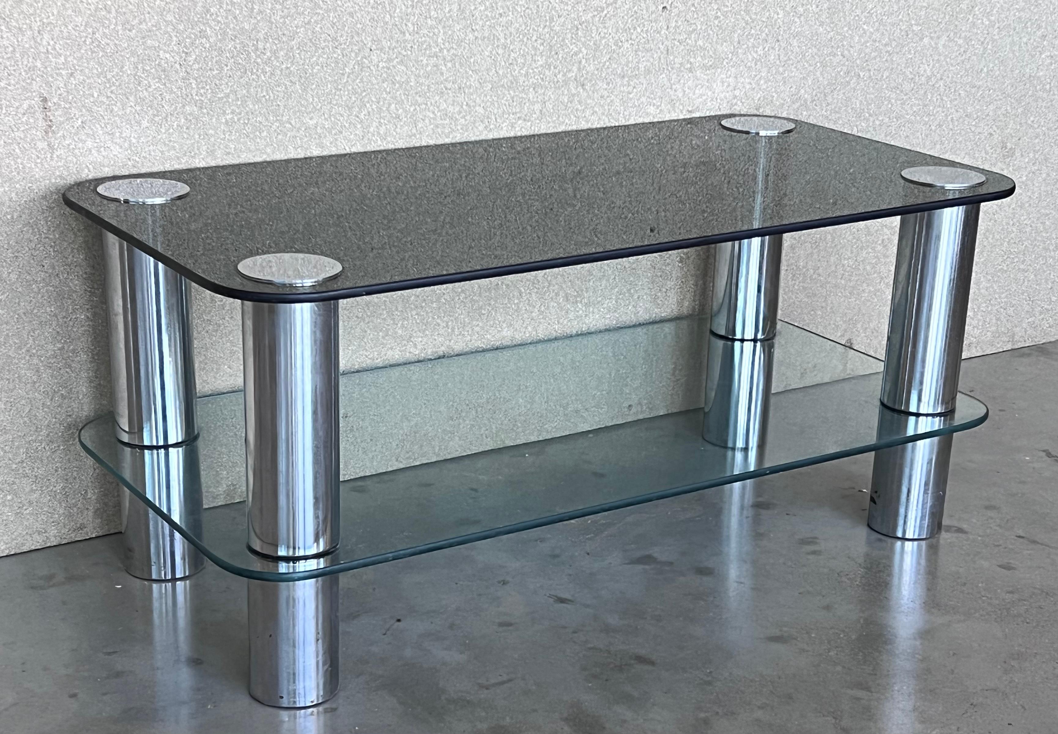 Mid-Century Modern Tubular Chrome Two Tier Coffee Table with Smoked Glass Top In Good Condition For Sale In Miami, FL