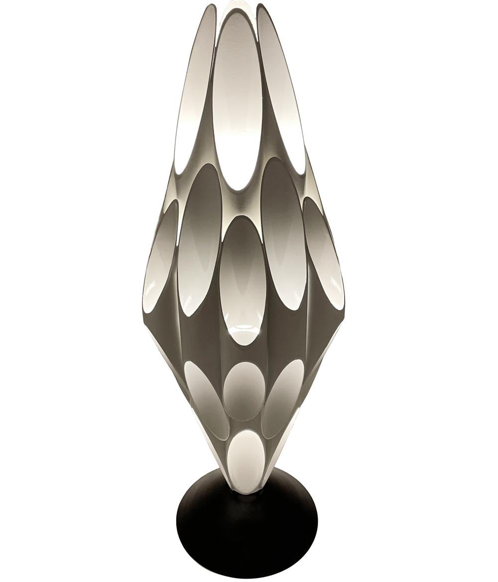 American Mid-Century Modern Tubular Table Sculpture Lamp in Black & White After Rougier For Sale