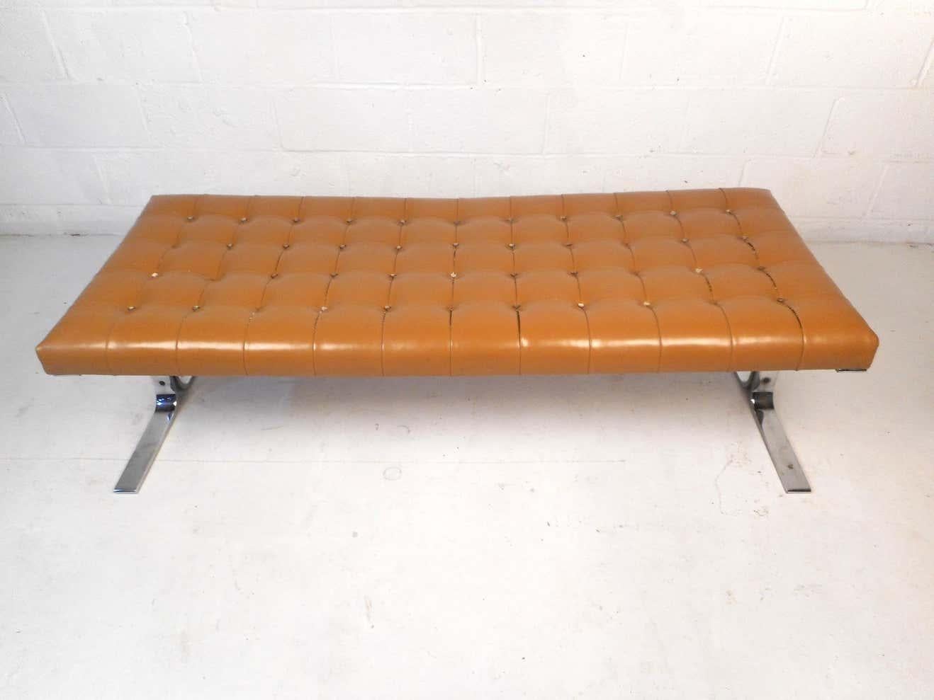 American Mid-Century Modern Tufted Bench by Meuller Furniture For Sale