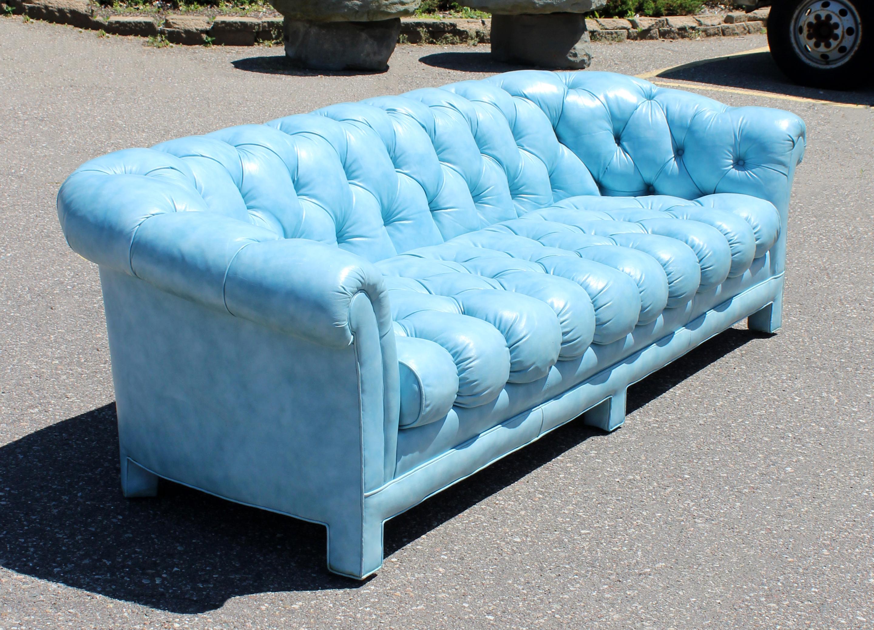 Late 20th Century Mid-Century Modern Tufted Blue Leather Chesterfield Classic Sofa, 1970s
