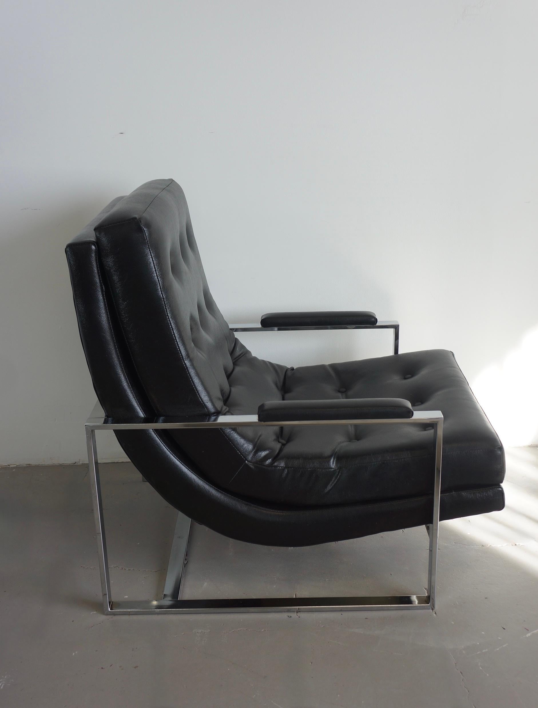 American Mid-century Modern Tufted Leather and Chrome Lounge Chair For Sale