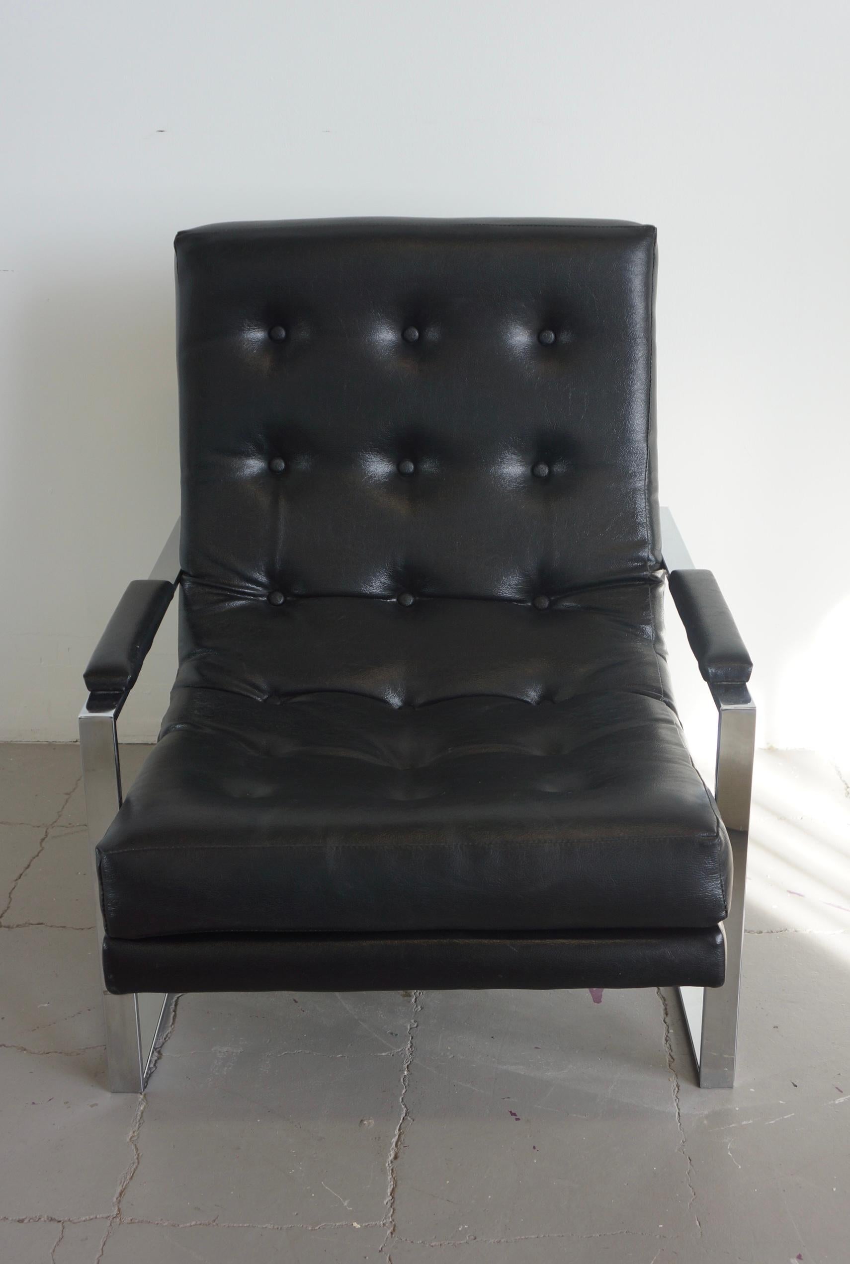 Other Mid-century Modern Tufted Leather and Chrome Lounge Chair For Sale