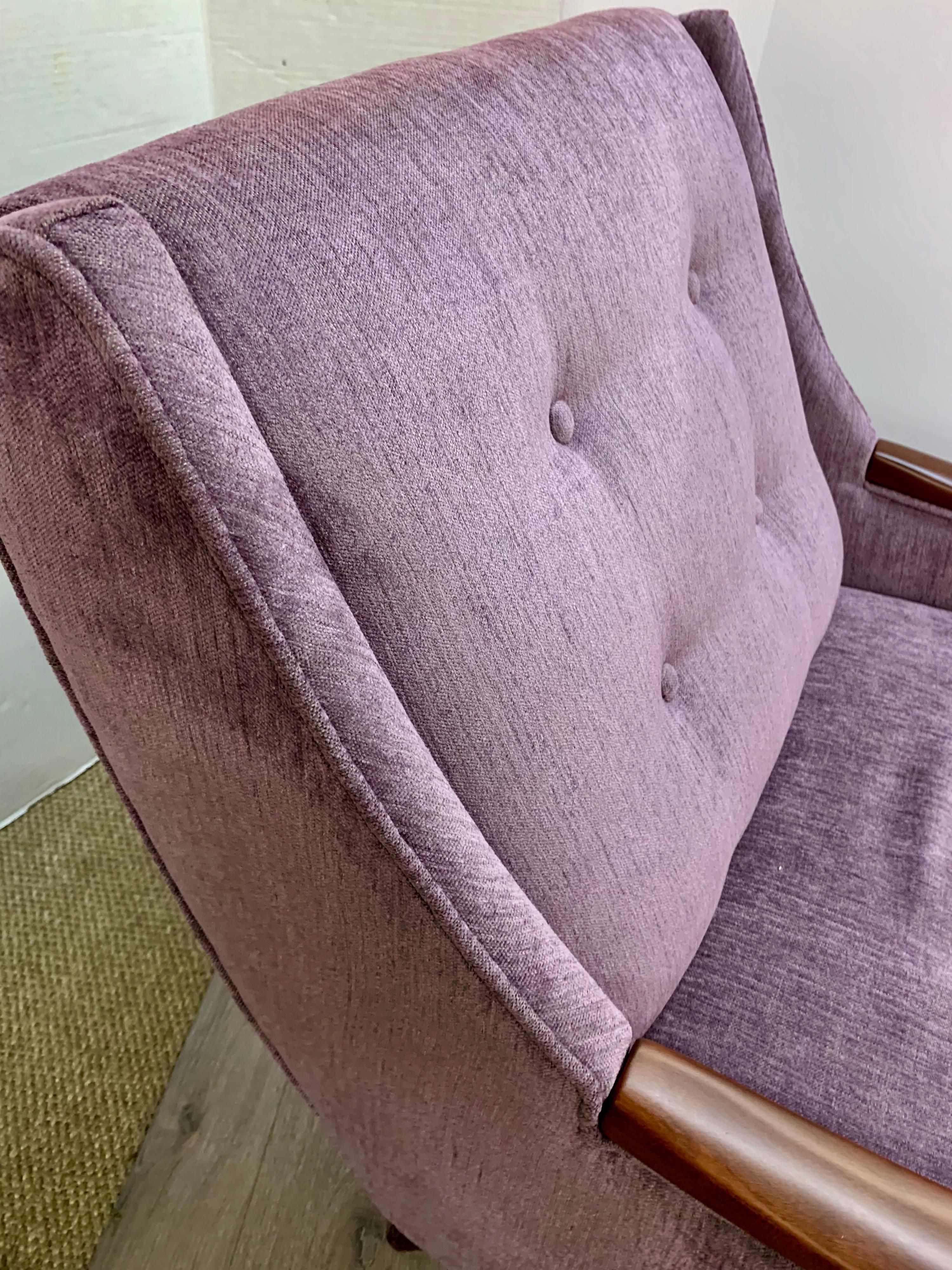 Late 20th Century Mid-Century Modern Tufted Lounge Chair in Lavender Upholstery
