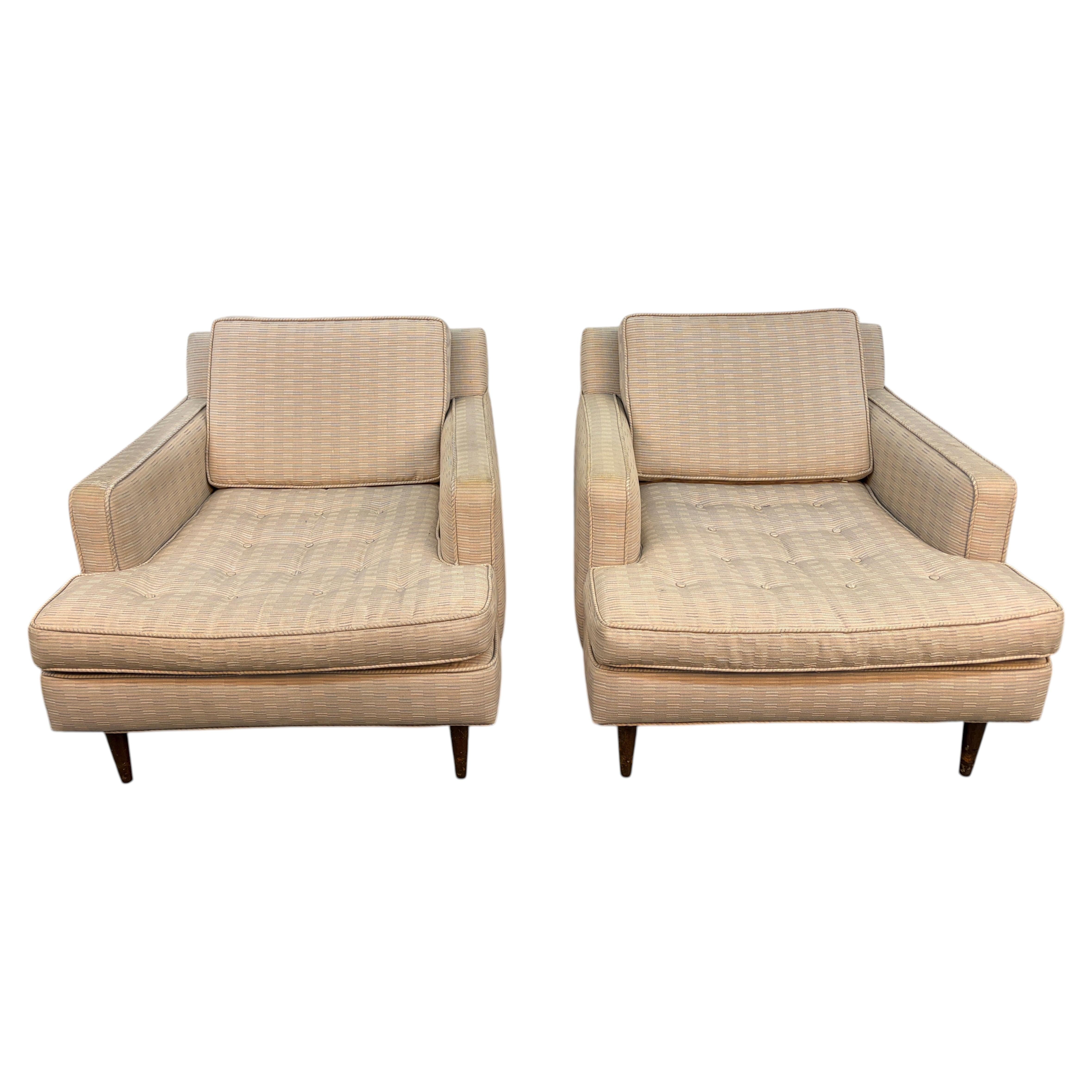 Mid-Century Modern Tufted Slipper Lounge Chairs im Angebot