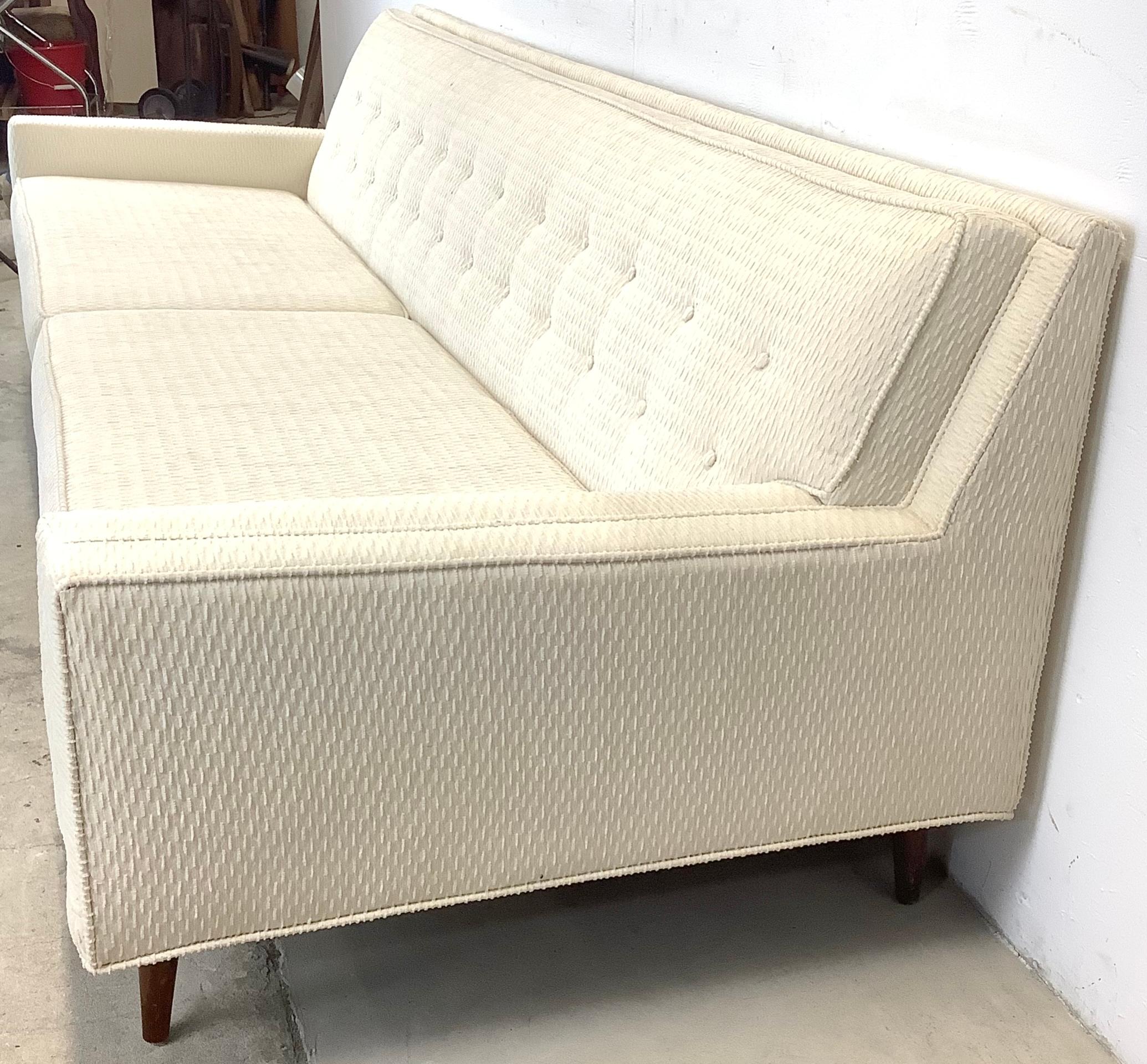 Mid-Century Modern Tufted Sofa  For Sale 3