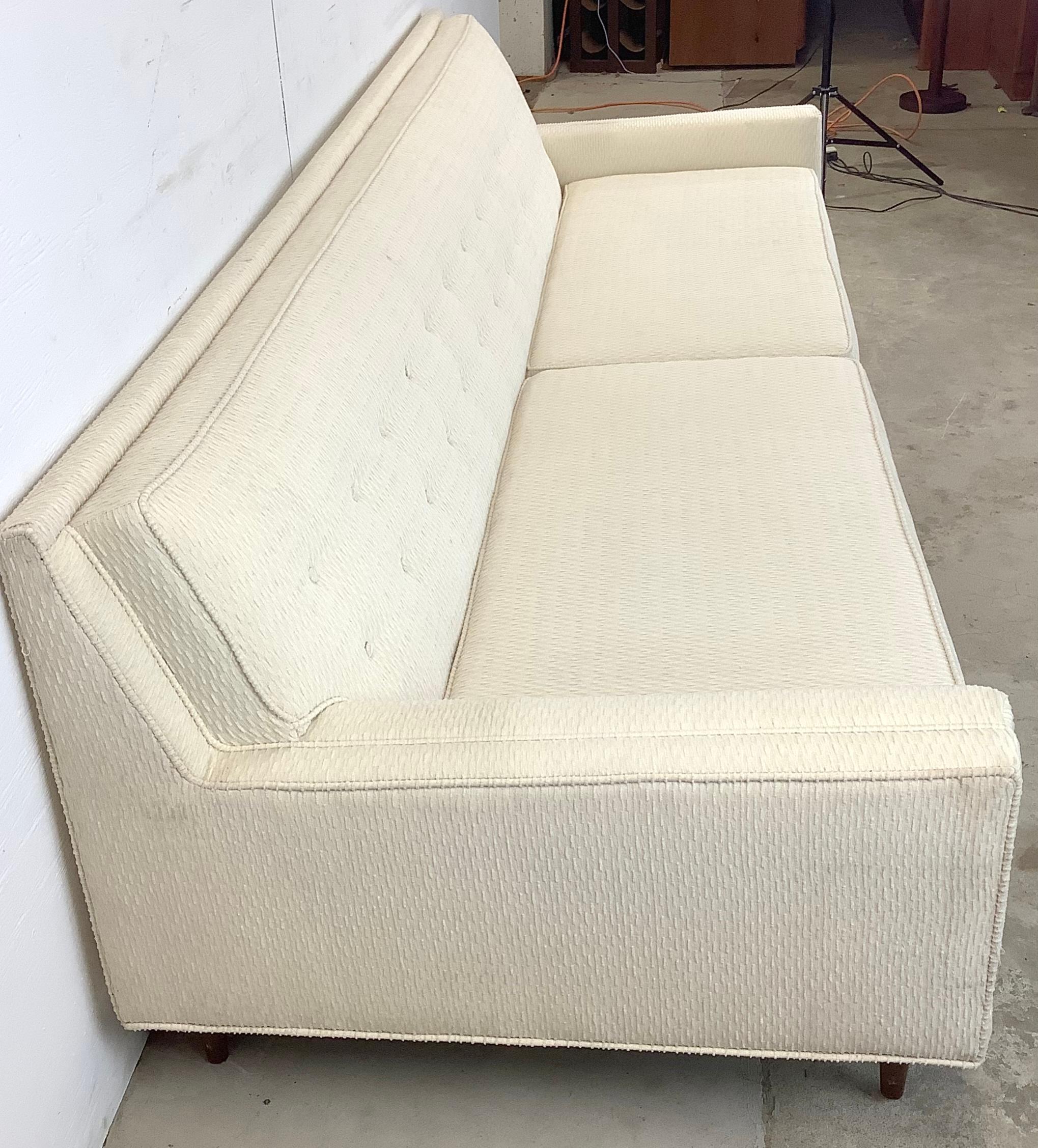 Mid-Century Modern Tufted Sofa  For Sale 5
