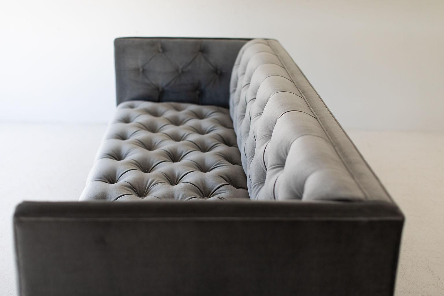 Mid-20th Century Mid-Century Modern Tufted Sofa