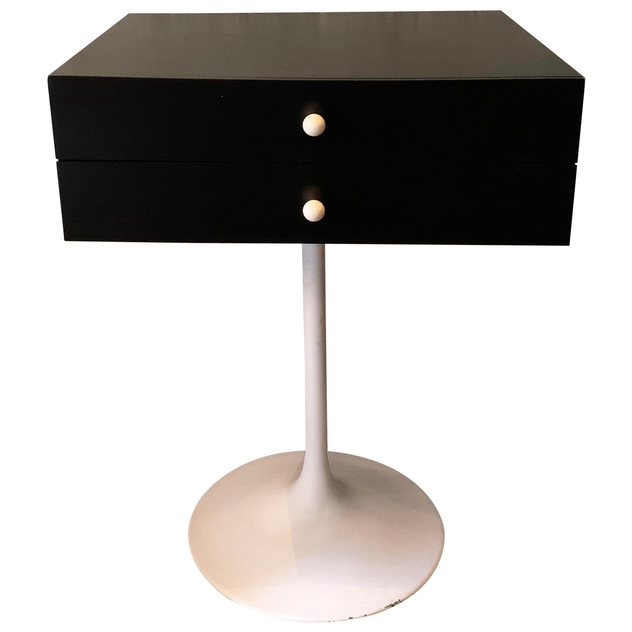 Mid-Century Modern Tulip Side Table Nightstand