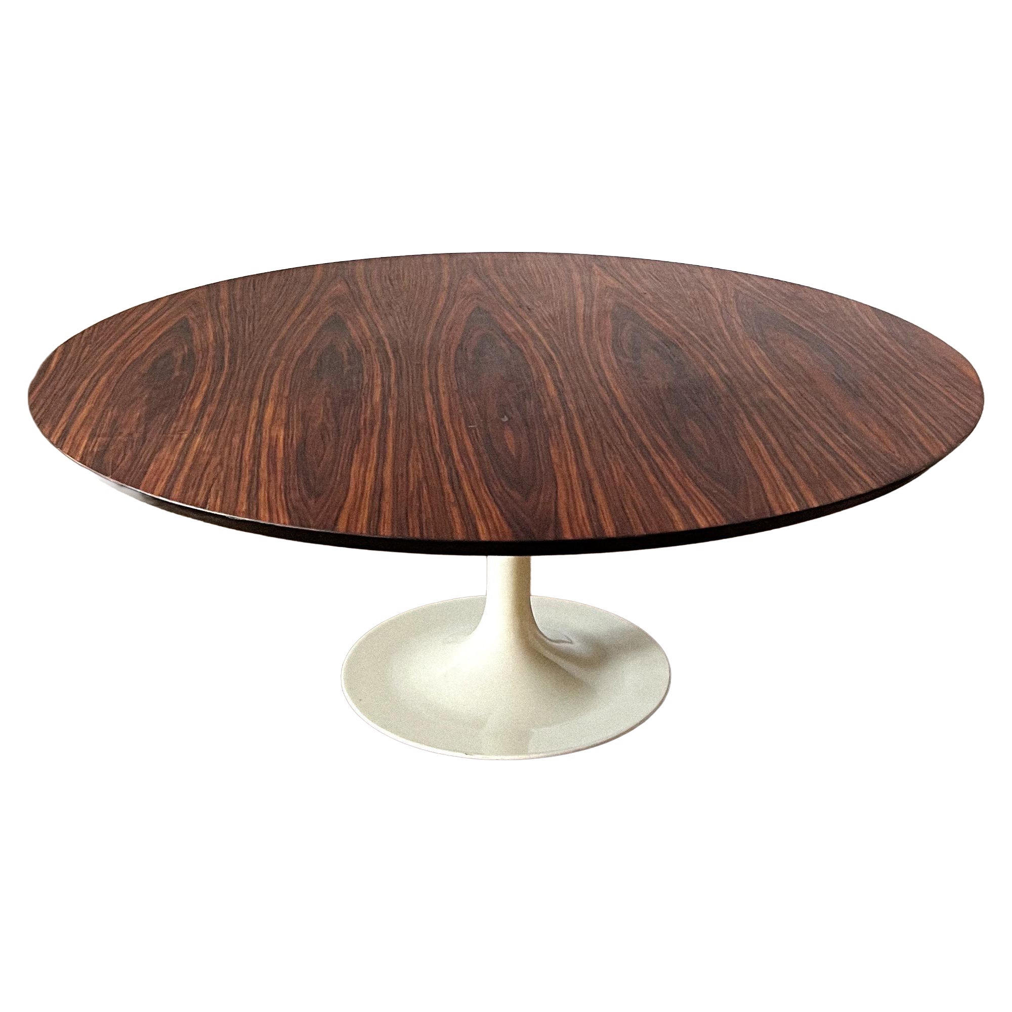 Mesa de centro estilo tulipán moderna de mediados de siglo al estilo de Eero Saarinen, años 70