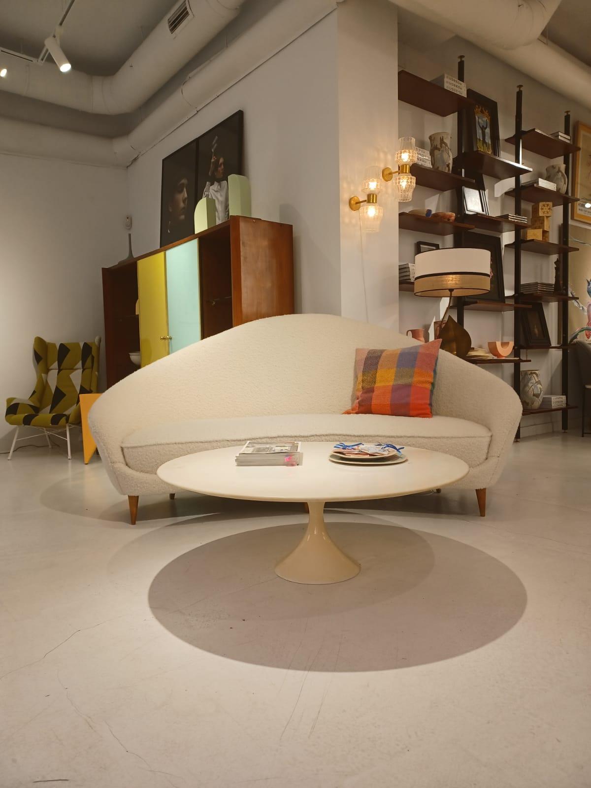 Mid-Century Modern Tulip Style Marble Center Table, Italy, 1960 In Good Condition For Sale In Madrid, ES