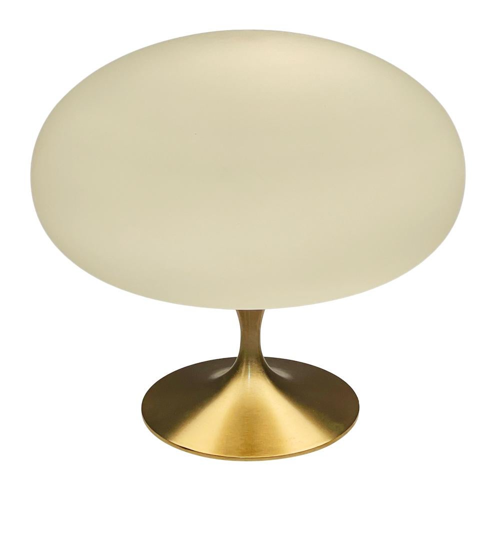 Mid-Century Modern Tulip Table Lamp by Designline in Brass with White Glass In New Condition For Sale In Philadelphia, PA