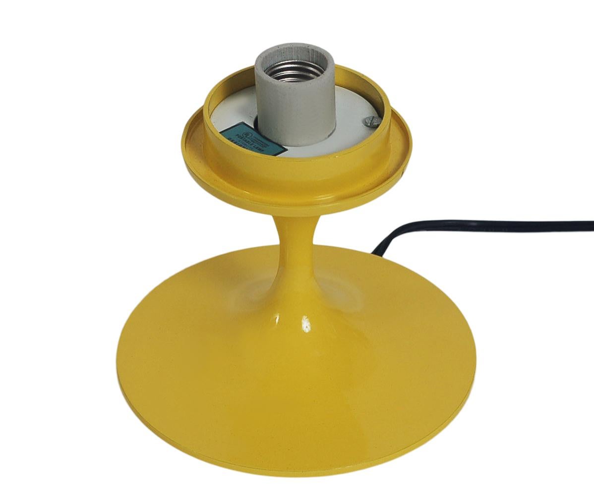 Mid-Century Modern Tulip Table Lamp by Designline in Yellow with White Glass For Sale 1