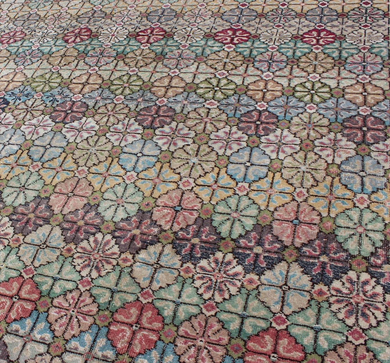 Moderne Mitte des Jahrhunderts,  Vintage  Teppich in mehrfarbigem Design in modernem Design im Angebot 1