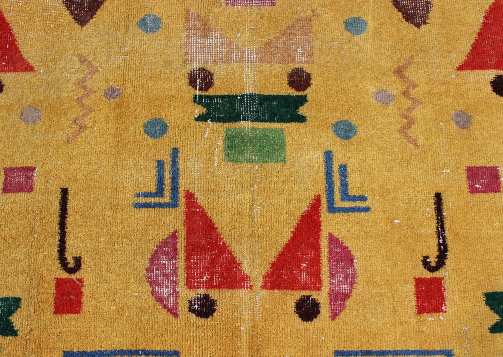 Mid-Century Modern Turkish Rug, Vintage Modern Design Carpet in Yellow Color For Sale 2