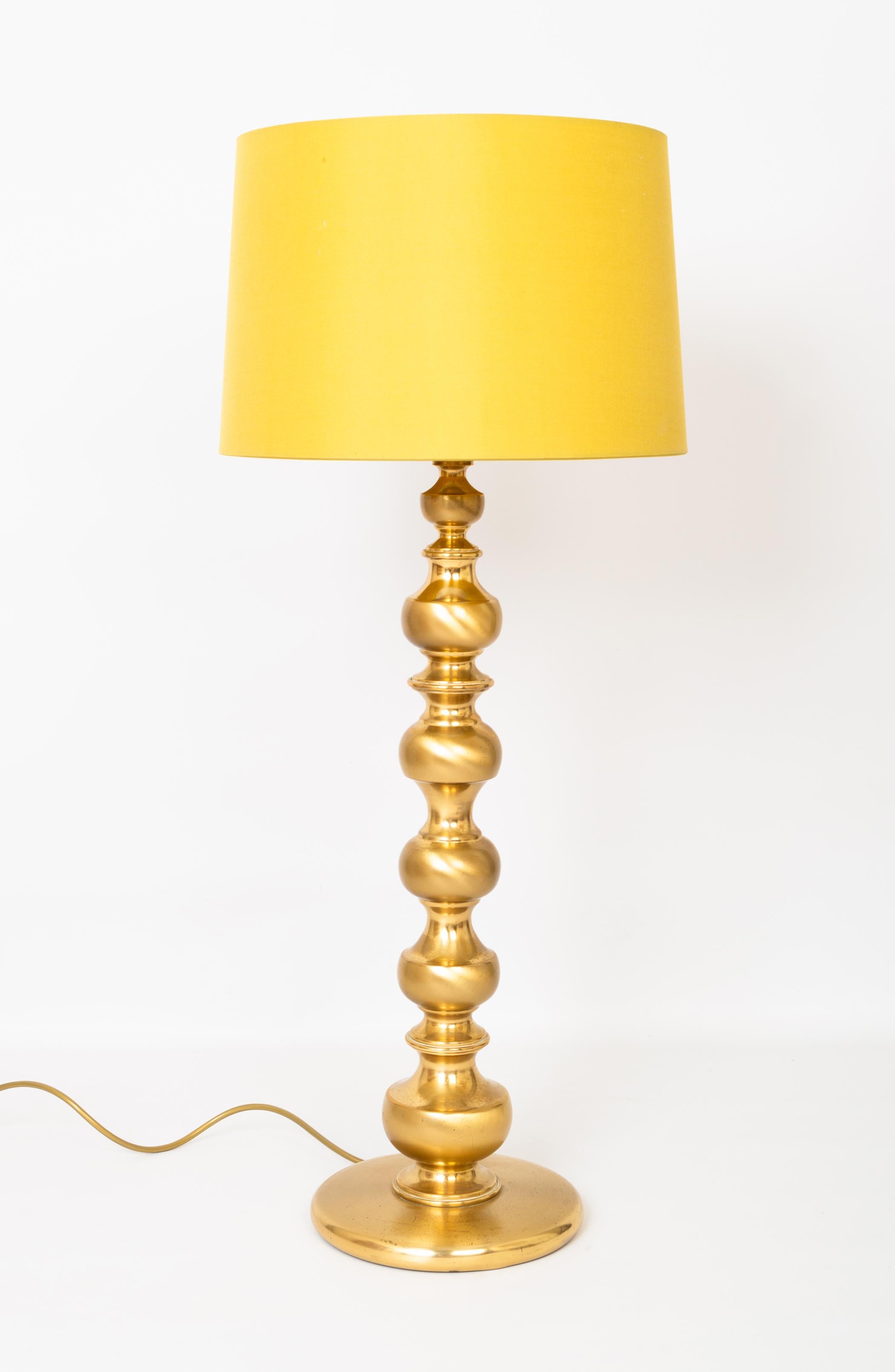 Mid-Century Modern Turned Gilded Brass Table Lamp Italy, C.1950 In Good Condition For Sale In London, GB