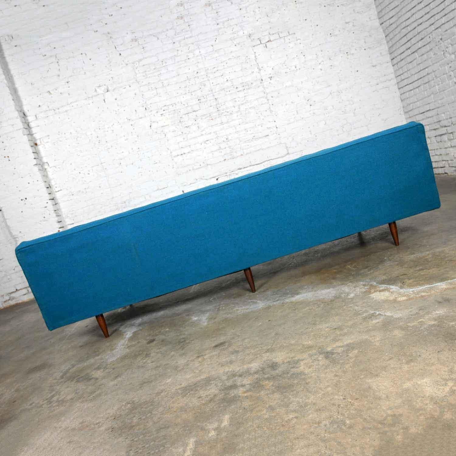 Mid-Century Modern Turquoise Lawson 4 Cushion Sofa Attr Milo Baughman James Inc. For Sale 3