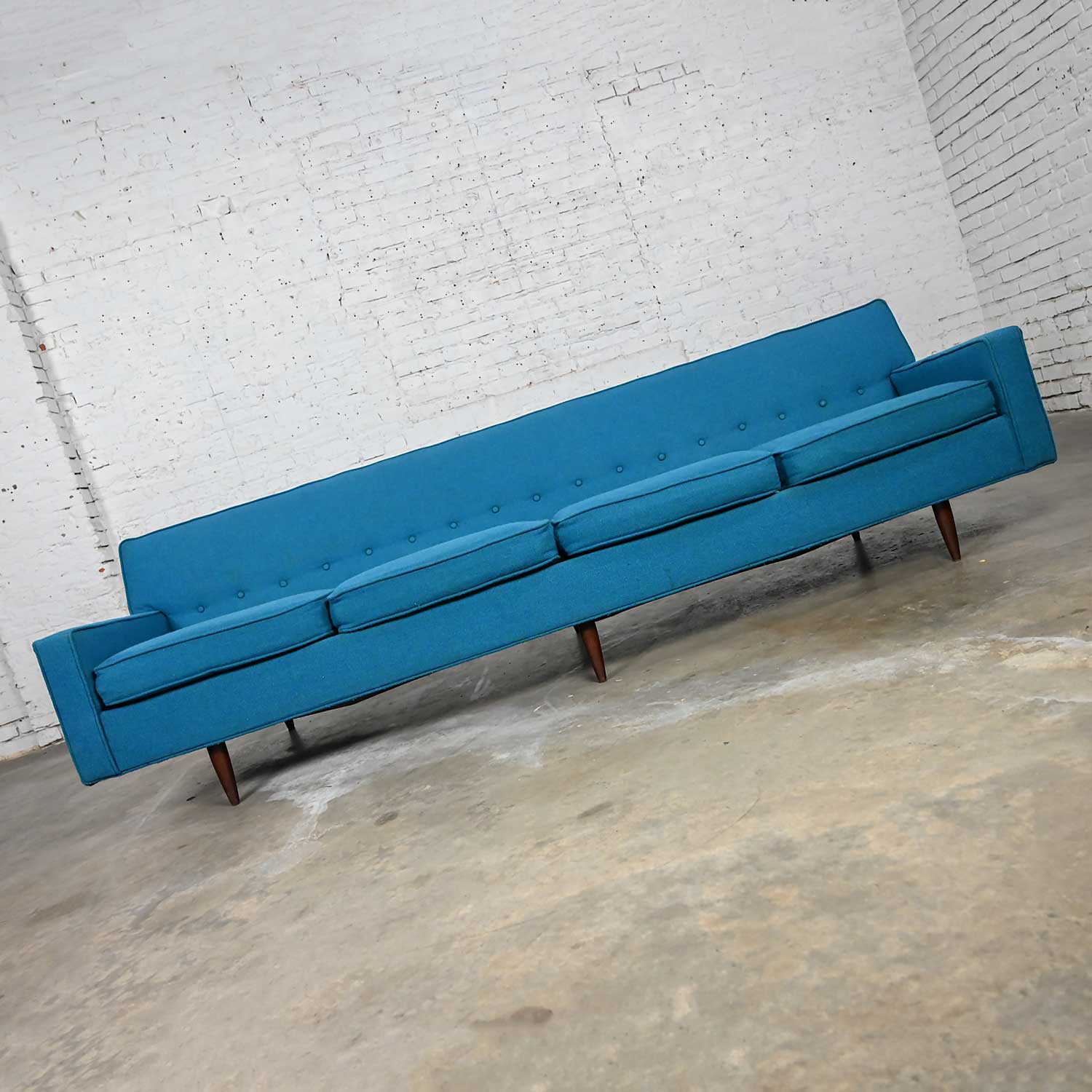 American Mid-Century Modern Turquoise Lawson 4 Cushion Sofa Attr Milo Baughman James Inc. For Sale
