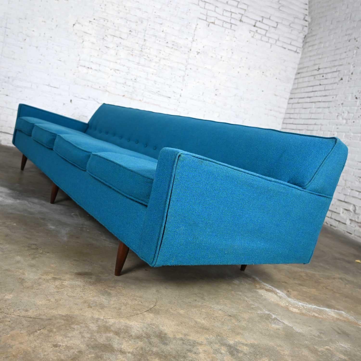 20th Century Mid-Century Modern Turquoise Lawson 4 Cushion Sofa Attr Milo Baughman James Inc. For Sale