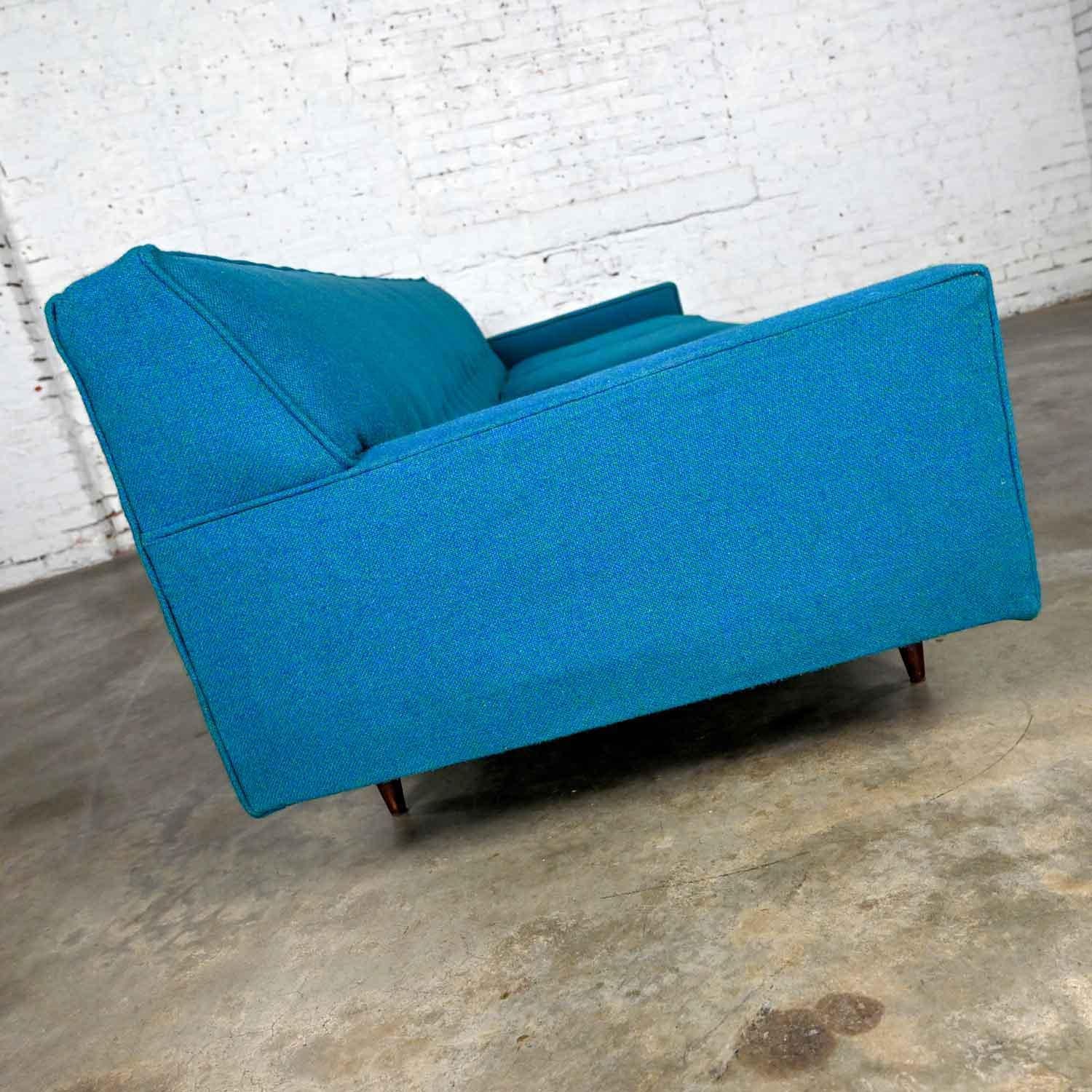 Mid-Century Modern Turquoise Lawson 4 Cushion Sofa Attr Milo Baughman James Inc. For Sale 1