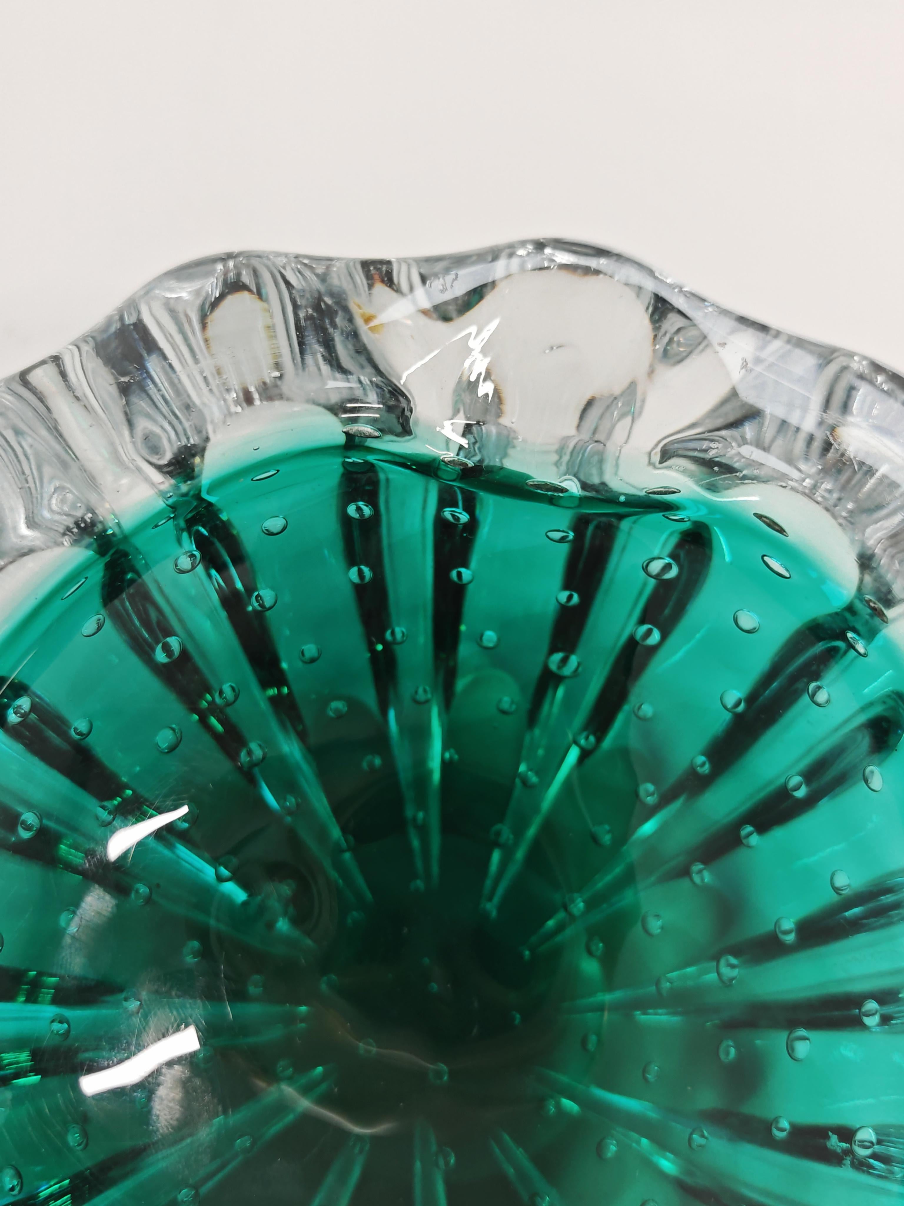 Mid Century Modern Turquoise Murano glass ashtray, controlled bubble technique im Angebot 1
