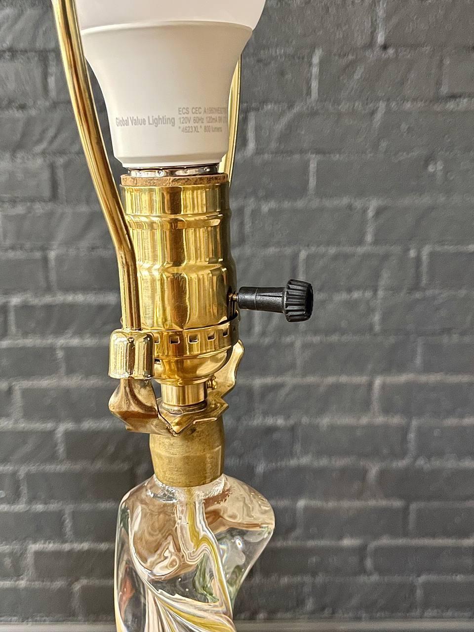 Mid-Century Modern Twisted Crystal Glass Table Lamp For Sale 3