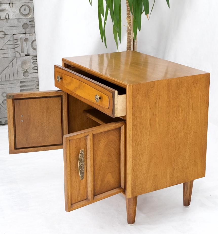 Mid-Century Modern and table night Stand in light walnut with hammered brass hardware by Heritage Henredon.