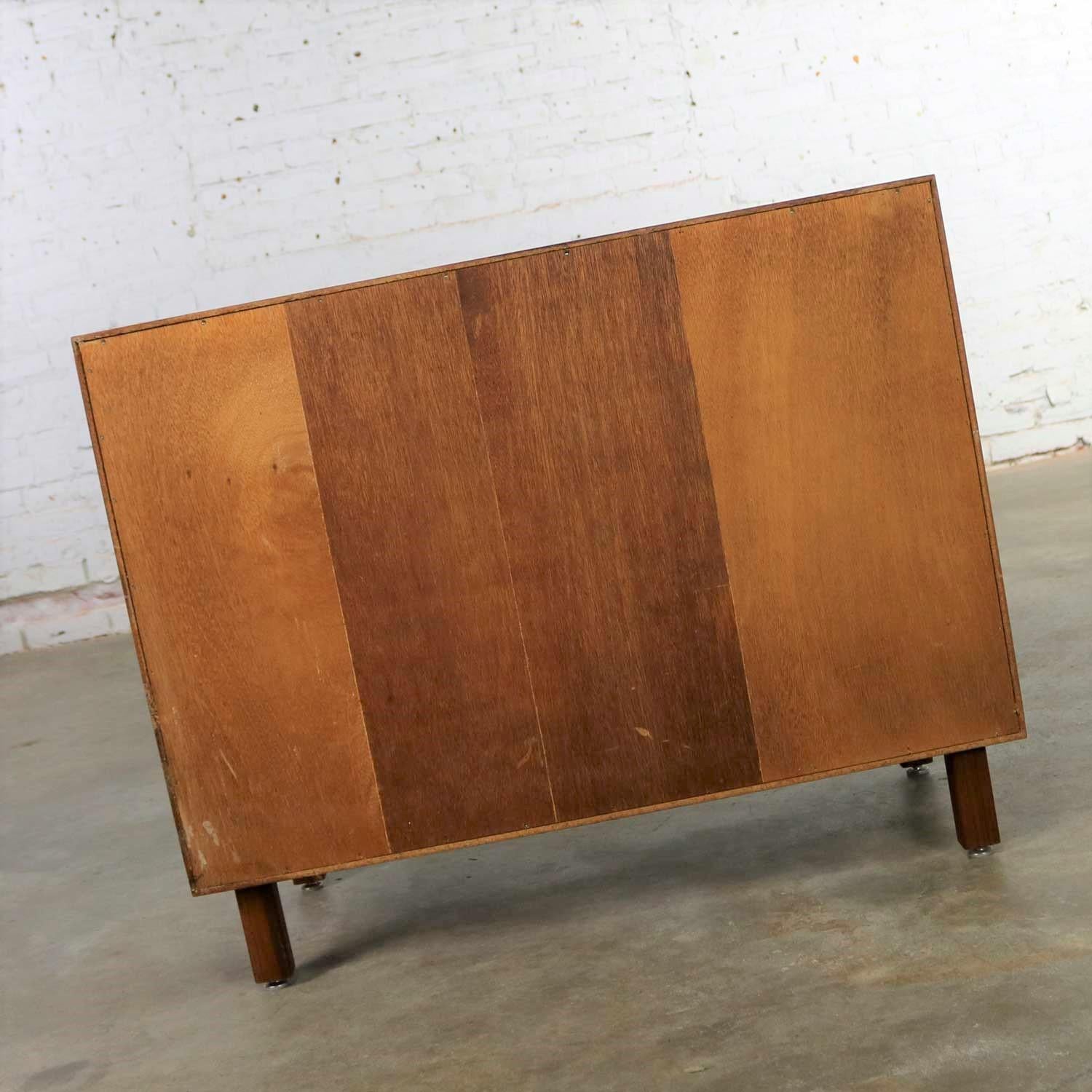Mid-Century Modern Two-Drawer Lateral File Cabinet in Walnut by Hardwood House  In Good Condition In Topeka, KS