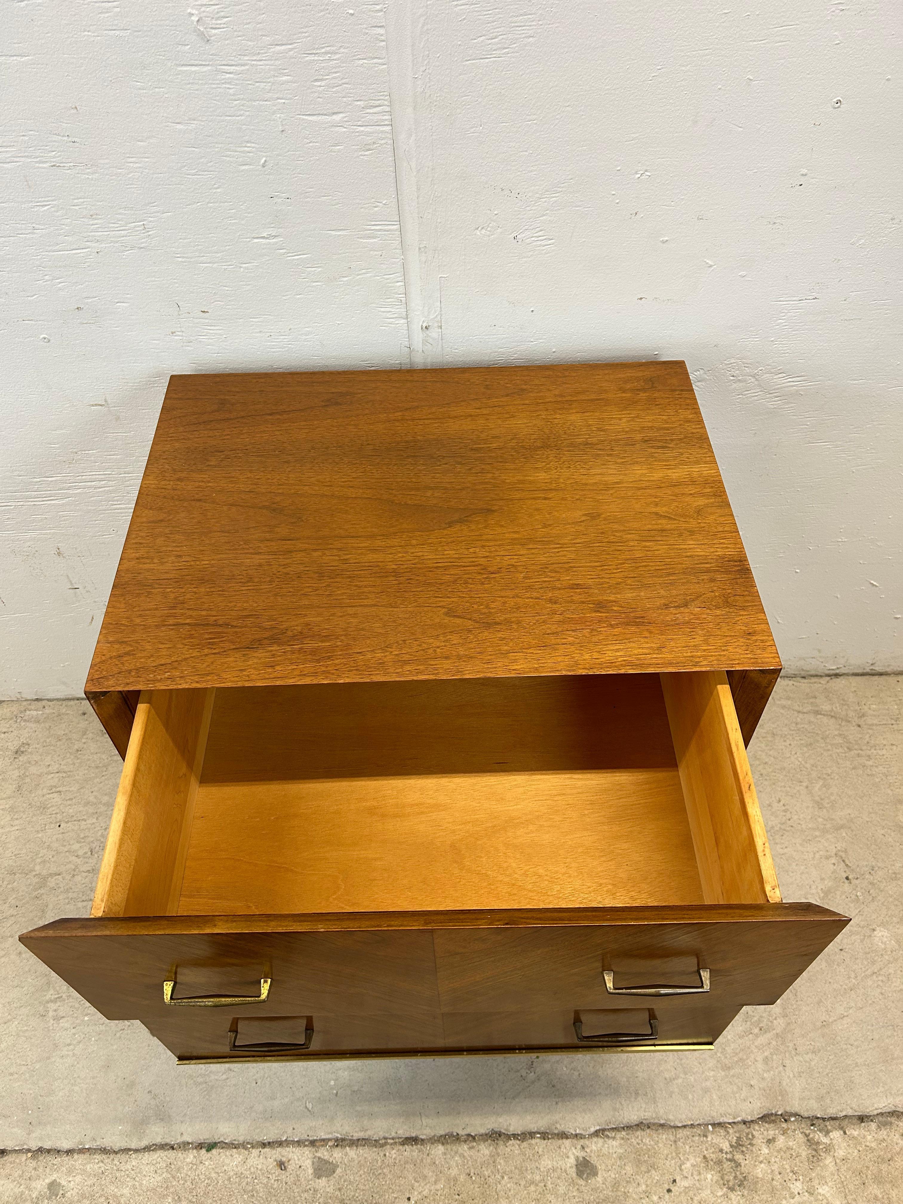 Mid Century Modern Two Drawer Nightstand with Tall Tapered Legs For Sale 3