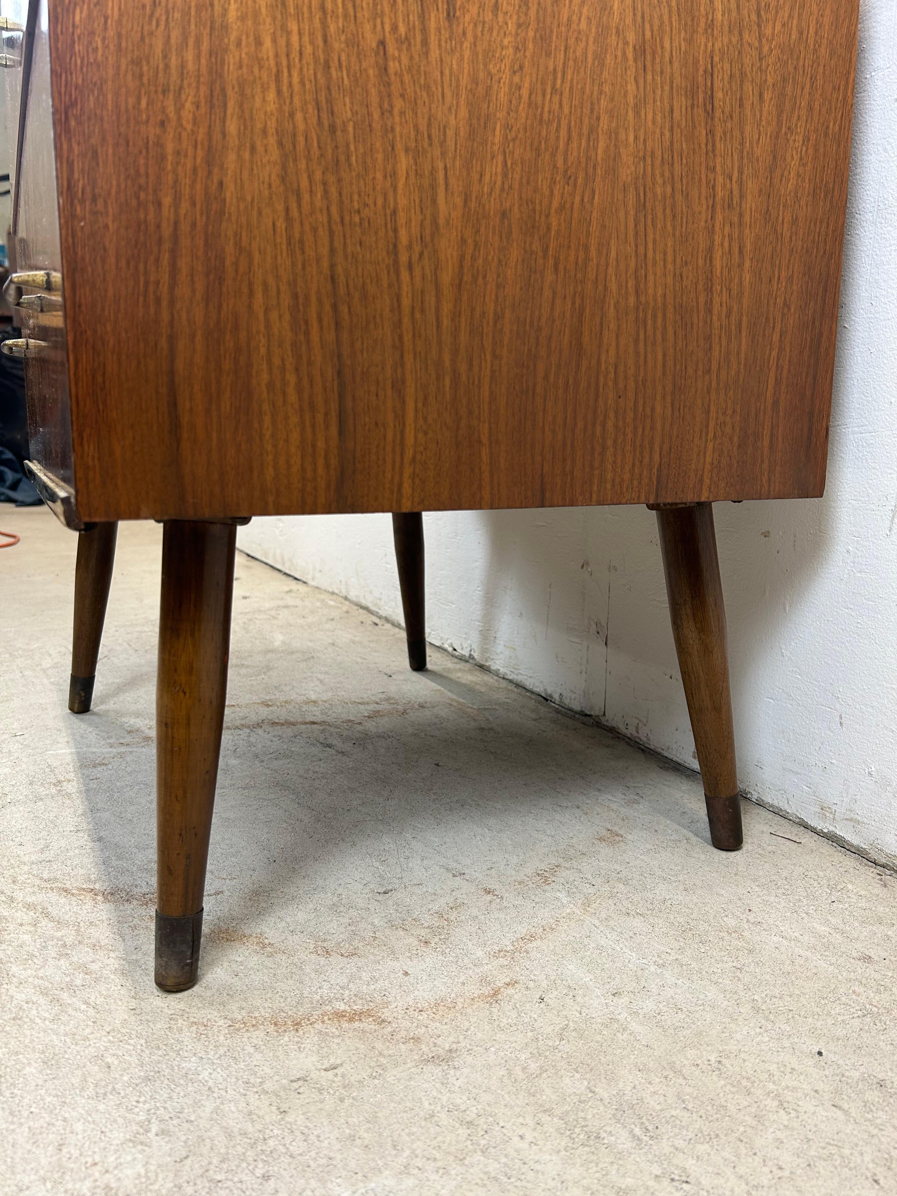 Mid Century Modern Two Drawer Nightstand with Tall Tapered Legs For Sale 5