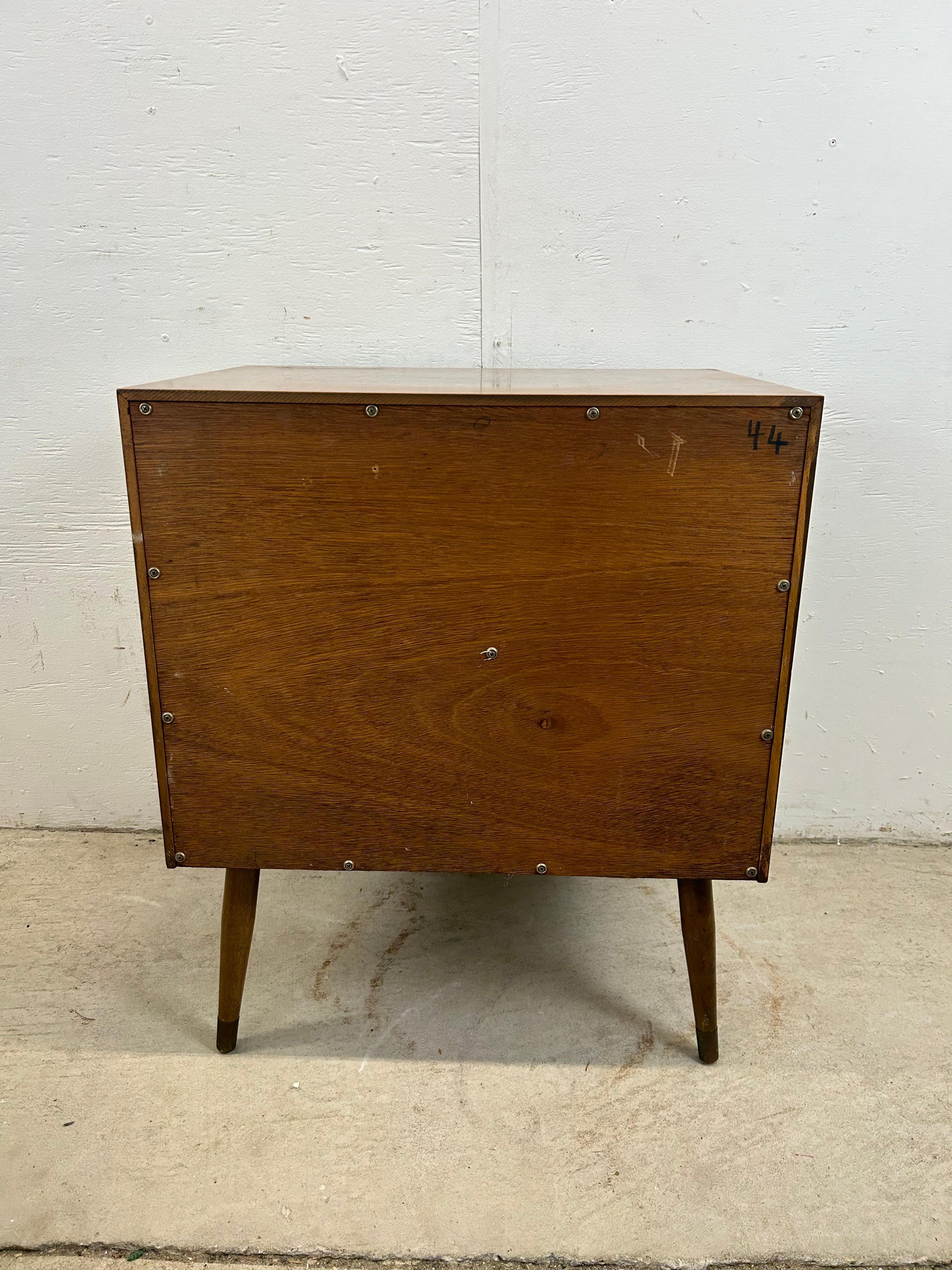Mid Century Modern Two Drawer Nightstand with Tall Tapered Legs For Sale 9