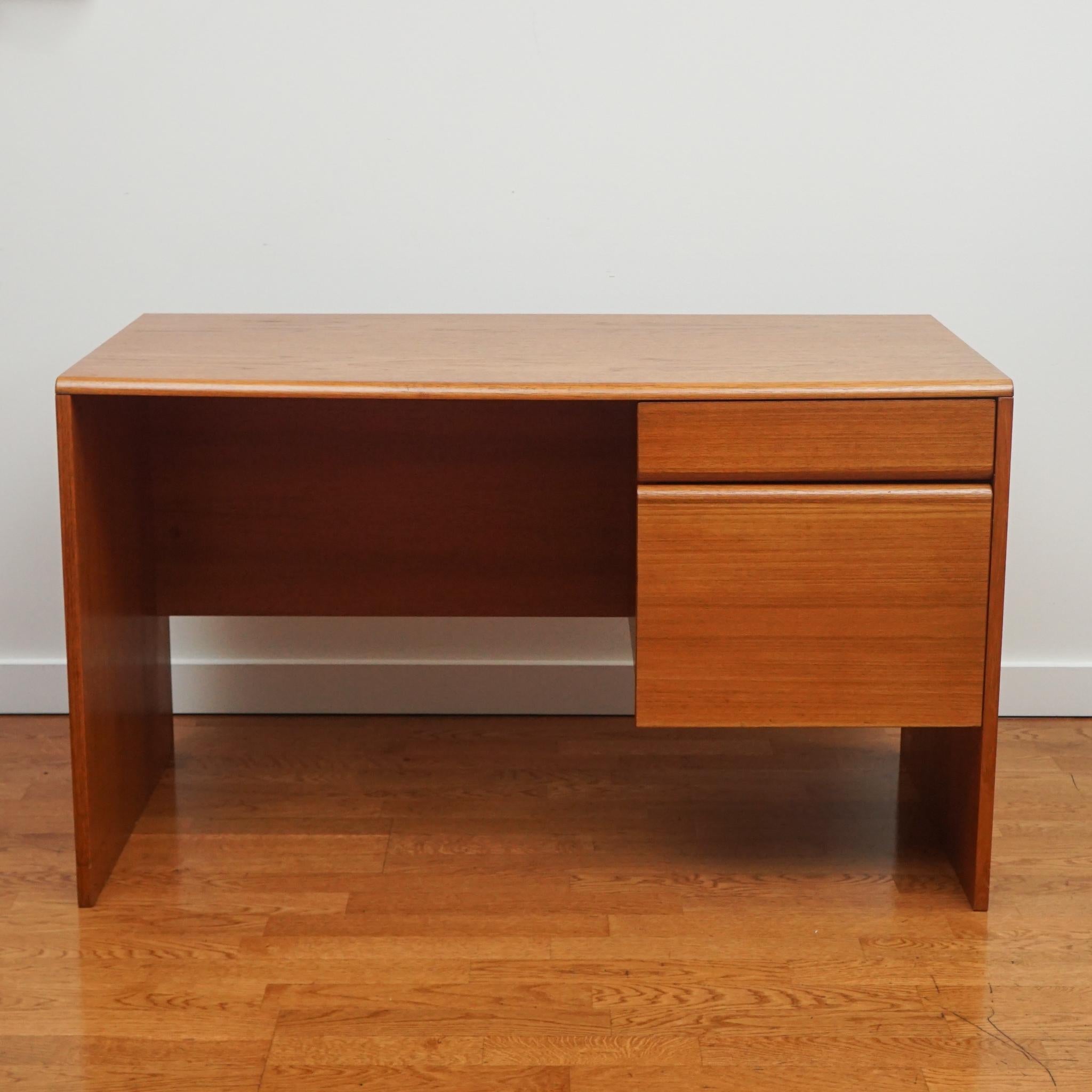 Wood Mid-Century Modern Two-Drawer Teak Desk For Sale